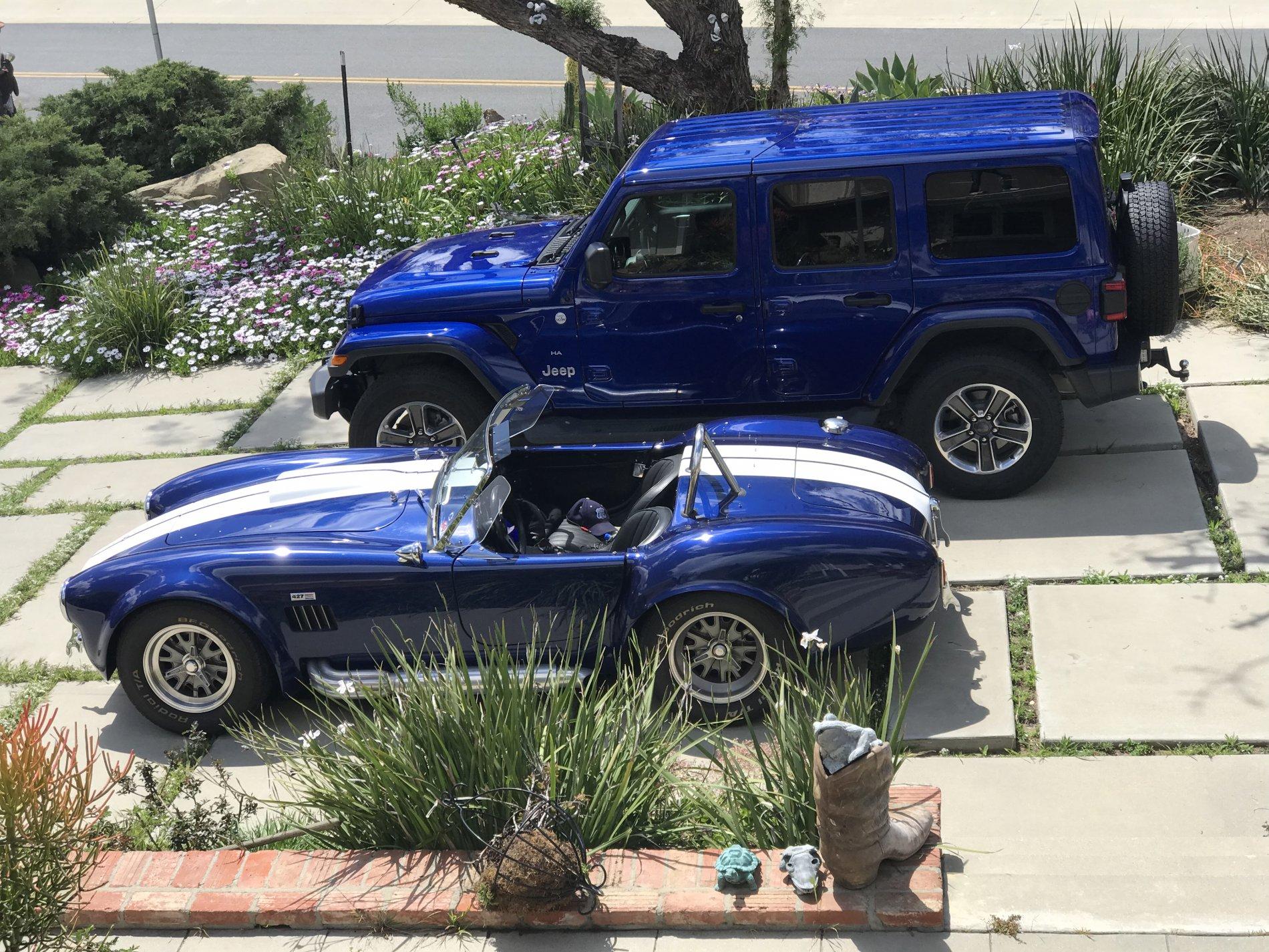 Jeep Wrangler JL Topless Drivers FBF11694-4FB0-4183-9A55-19941D7E3643