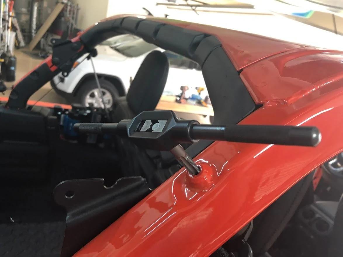 Jeep Wrangler JL GMRS antenna mount IMG_0940