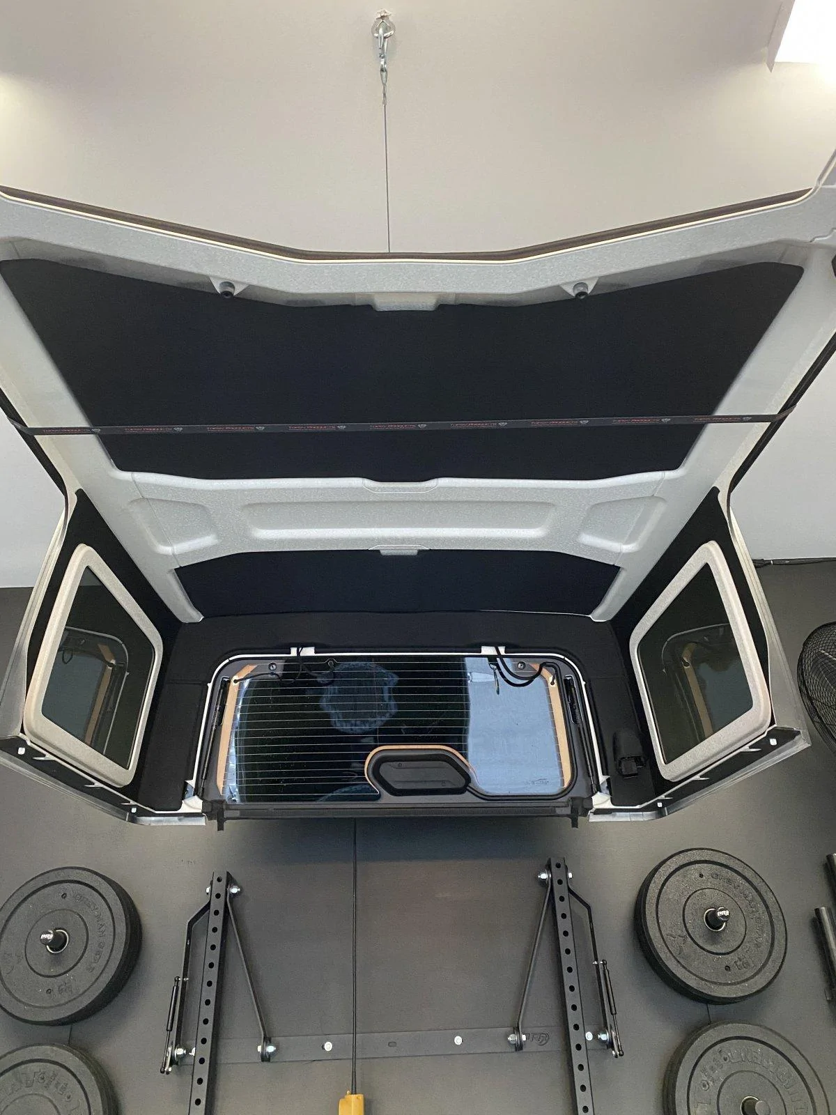 Jeep Wrangler JL JLU Textured Hardtop with Headliners 204E74E7-00EA-4606-8125-7412A266E6DC
