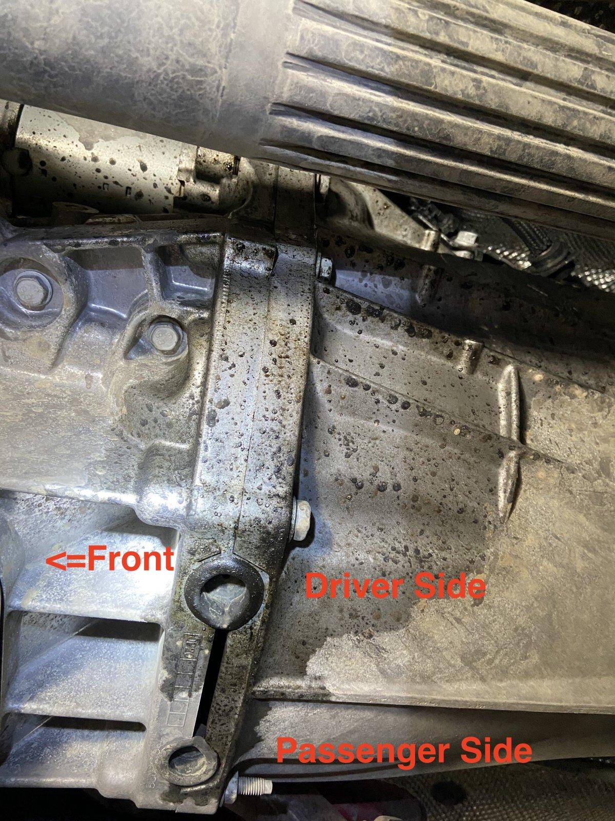 Jeep Wrangler JL Leaking oil IMG_1747