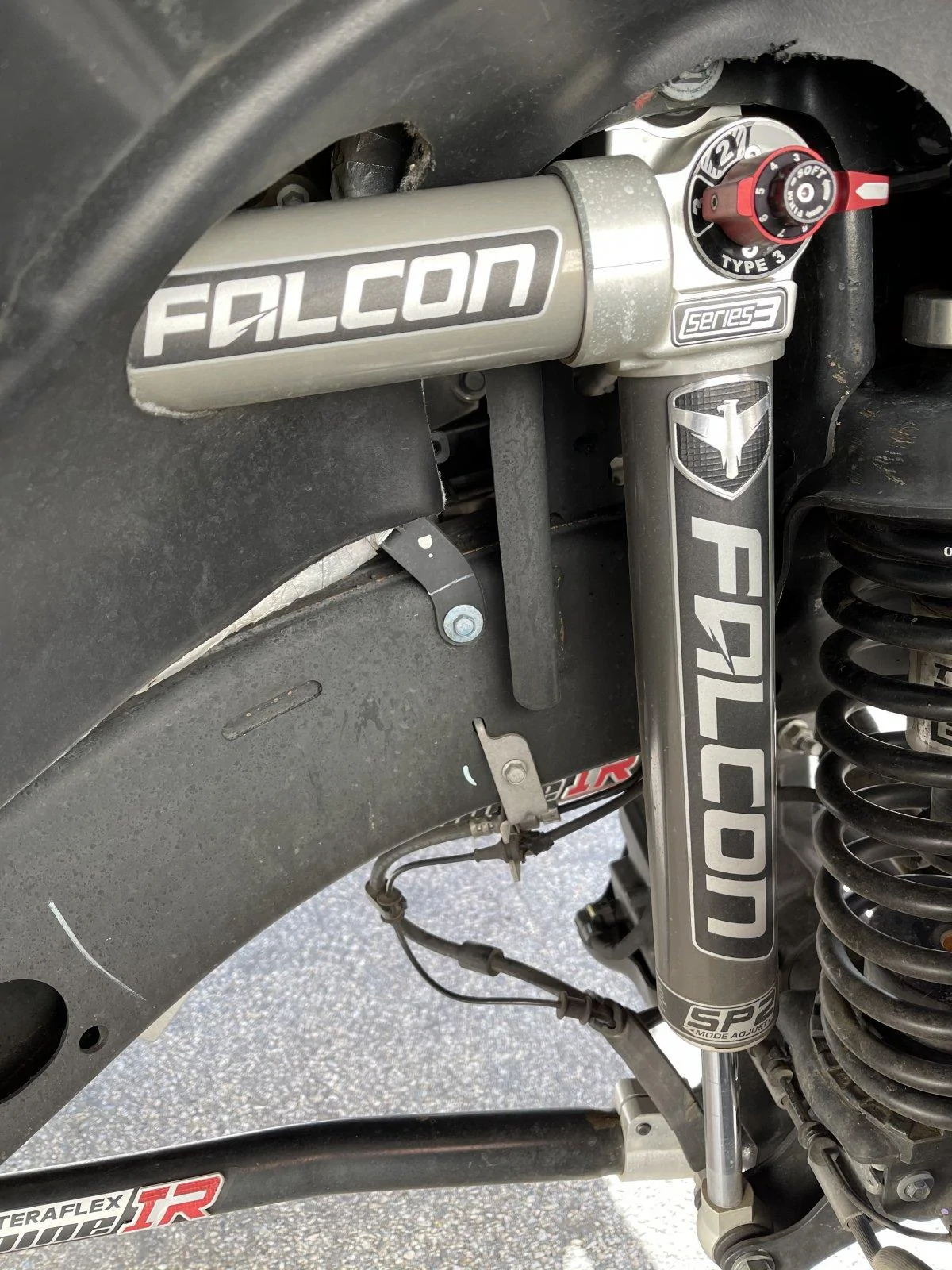 Jeep Wrangler JL Falcon 3.3 sp2 fast adjust shocks all 4 799E45B8-C94D-4E0E-B1EB-CB9D969DC3D1