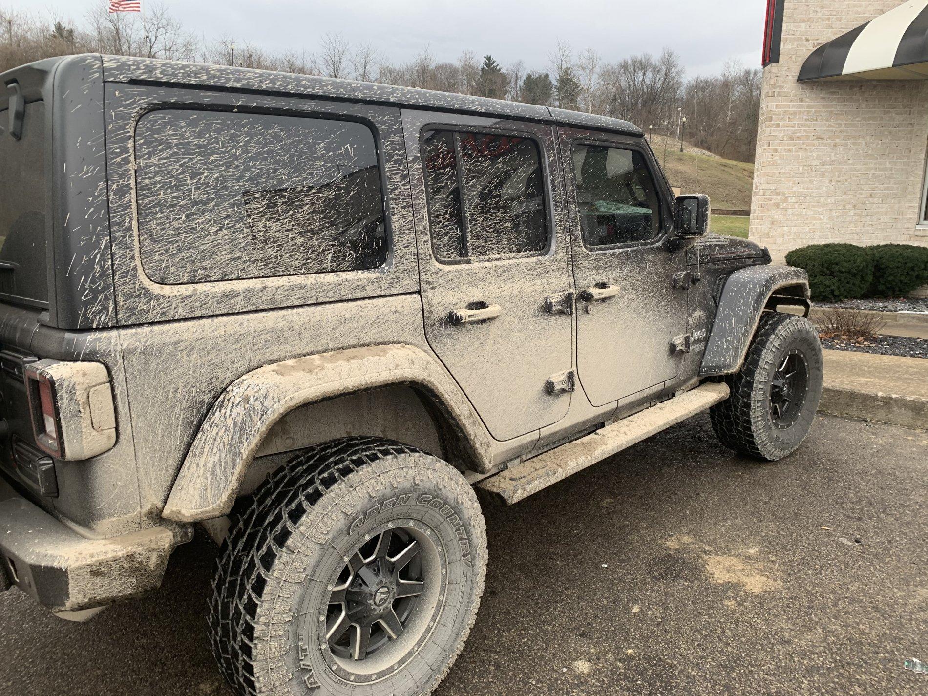 Jeep Wrangler JL Hocking Hills Ohio D73E3A68-66DE-4068-BE67-85C4BCFFA212