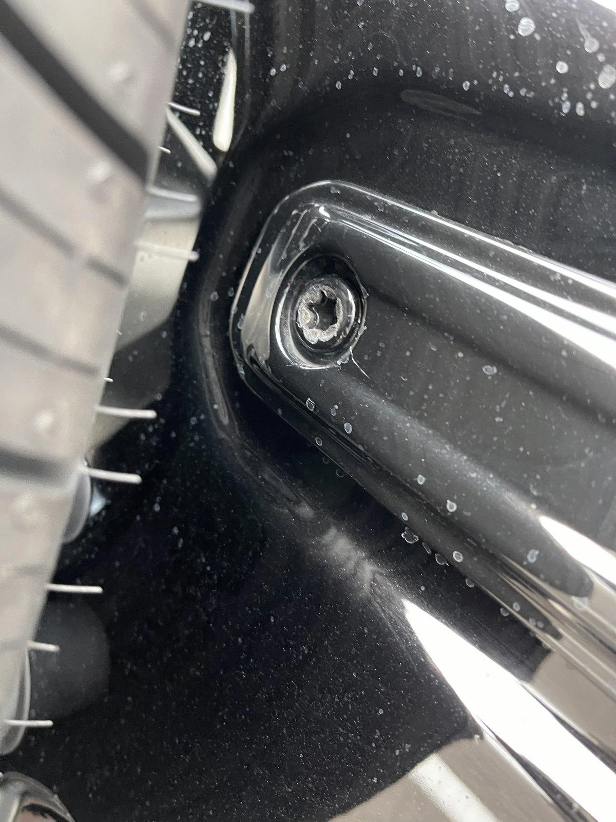Jeep Wrangler JL Bubbles in Paint at Door Hinges E949EF50-60C9-40E8-8907-2CD4B7137E90