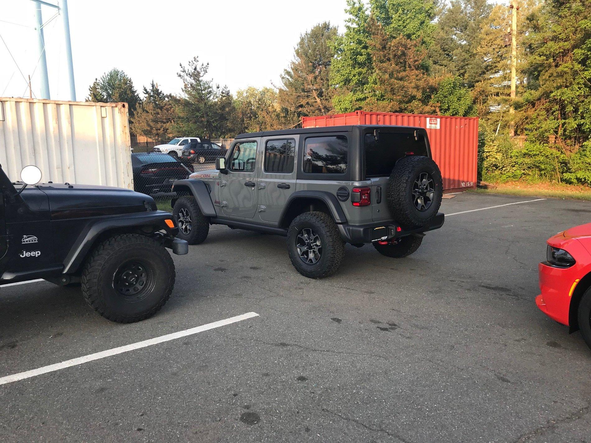 Jeep Wrangler JL STING GRAY Wrangler JL Club SG 2