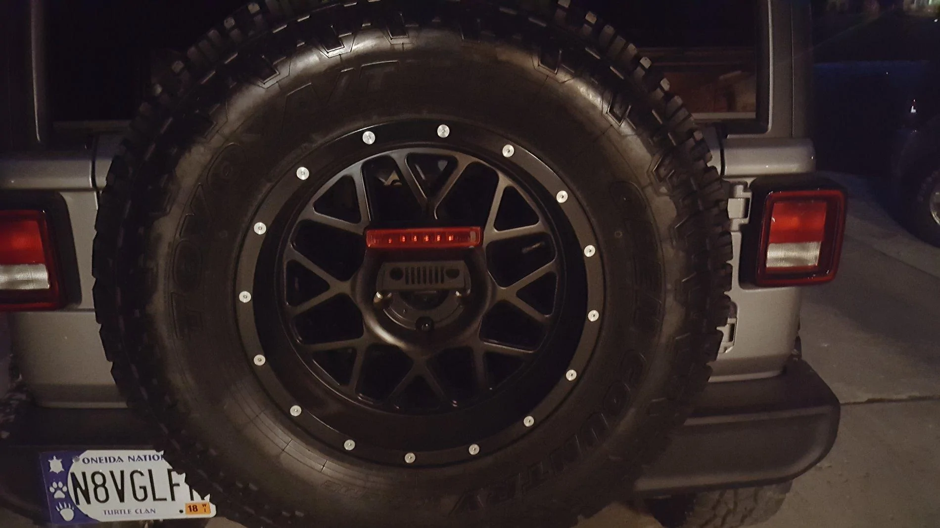 Jeep Wrangler JL Oversize Spare Tire Covers? rear wheel