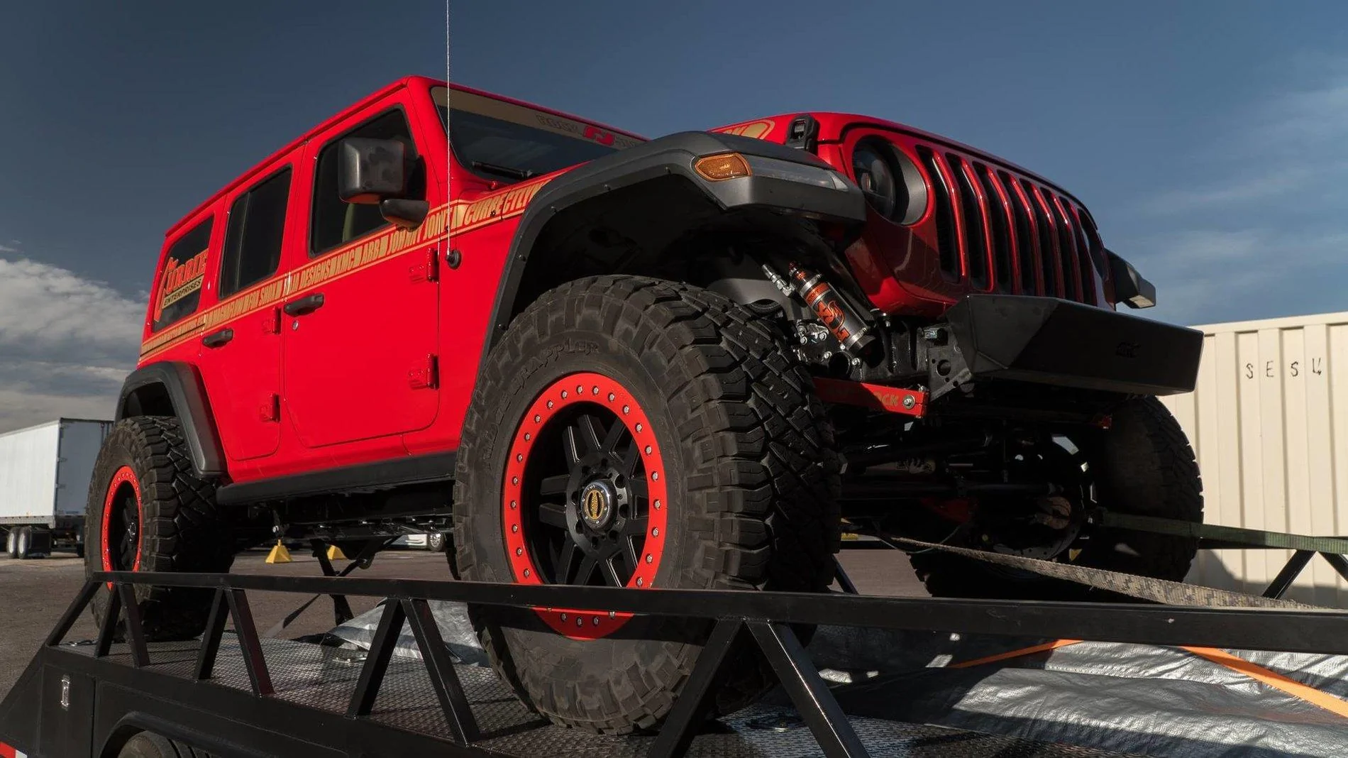 Jeep Wrangler JL JEEP BEACH 2018!! 32187388_1877326552300453_414809208463032320_o_b7a0bf96f57a9f29a55fe81f9d35cf0b73ad92b4