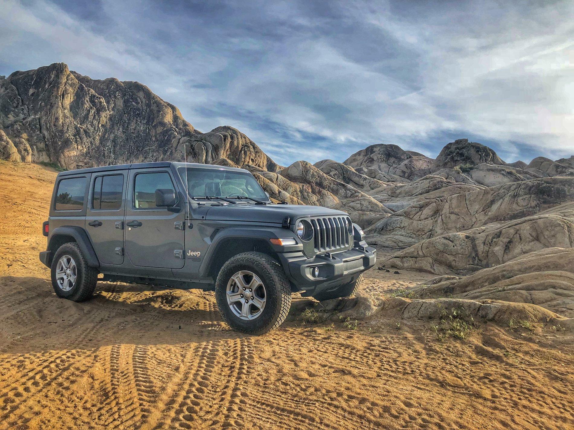 Jeep Wrangler JL STING GRAY Wrangler JL Club 11FDB1E1-58C8-4481-BE49-312FE29F05AA