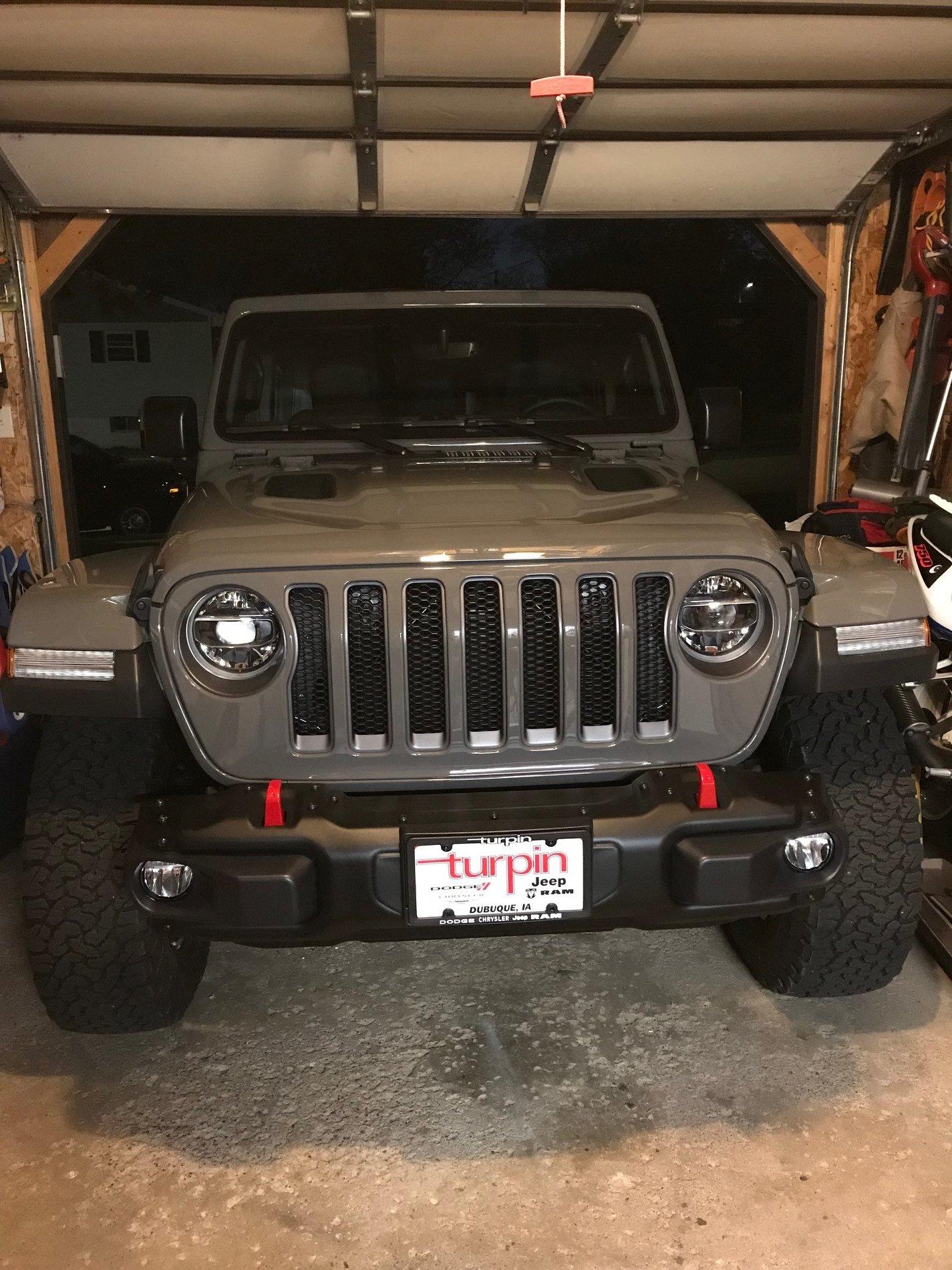 Jeep Wrangler JL STING GRAY Wrangler JL Club Sting Gray stubby bumper.JPEG