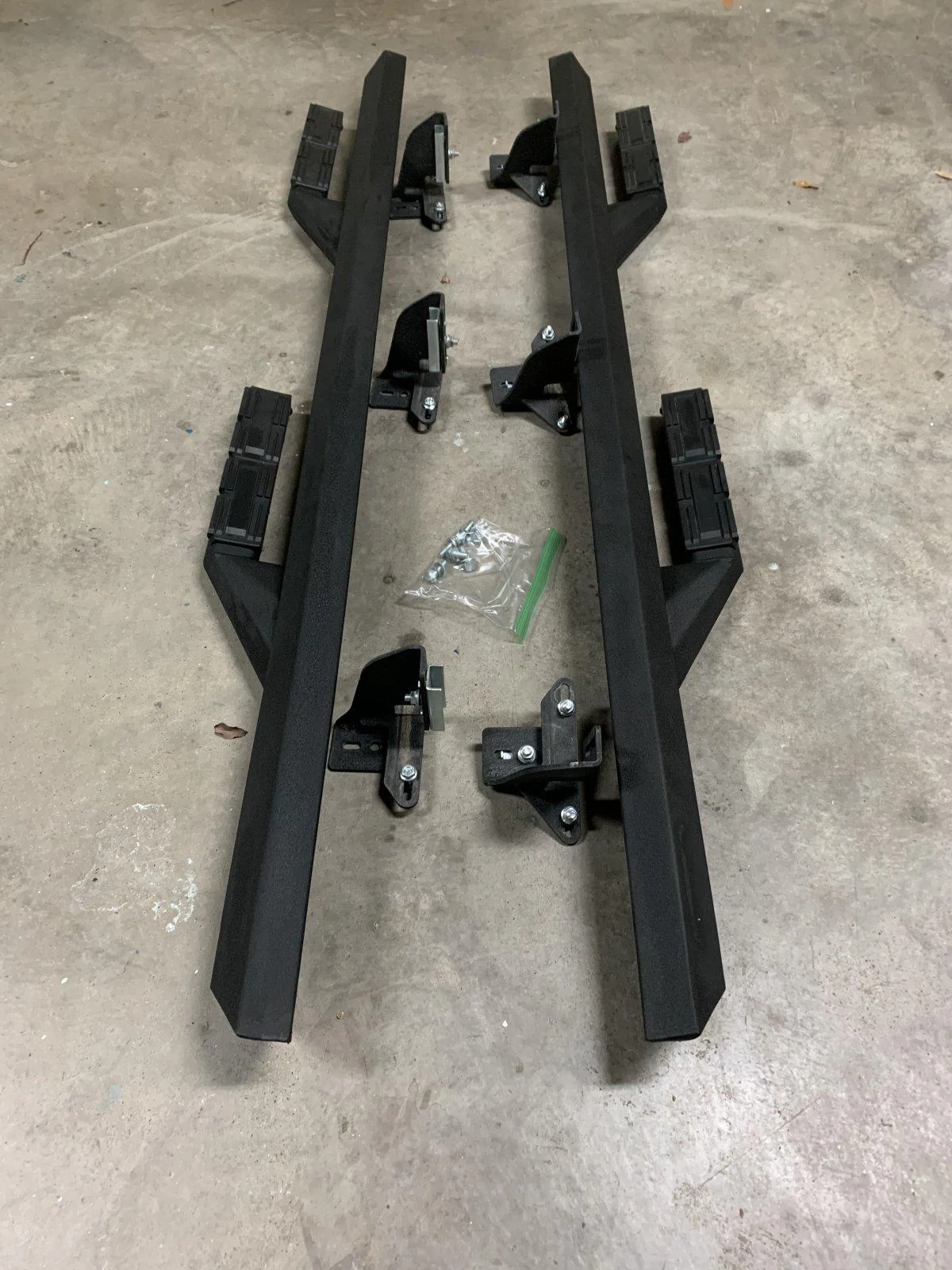 Jeep Wrangler JL Iron Cross Side Arm Steps JLU C3362FED-B6EE-44FF-94E3-094A3D7C9FFE