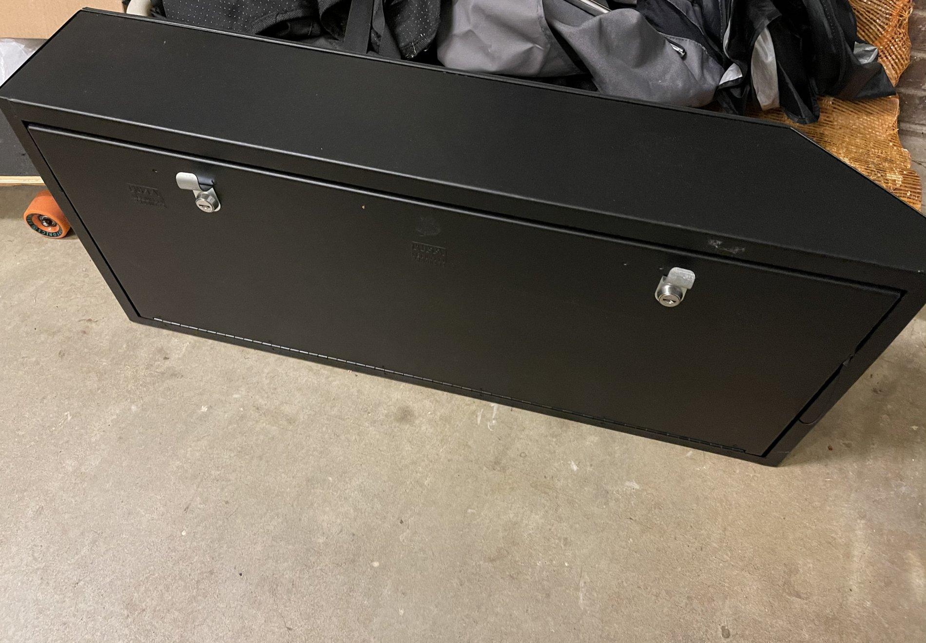 Jeep Wrangler JL FS: Tuffy Tailgate Lockbox - Excellent Condition 07158101-5CA9-44C4-A03A-DB331409BDDE
