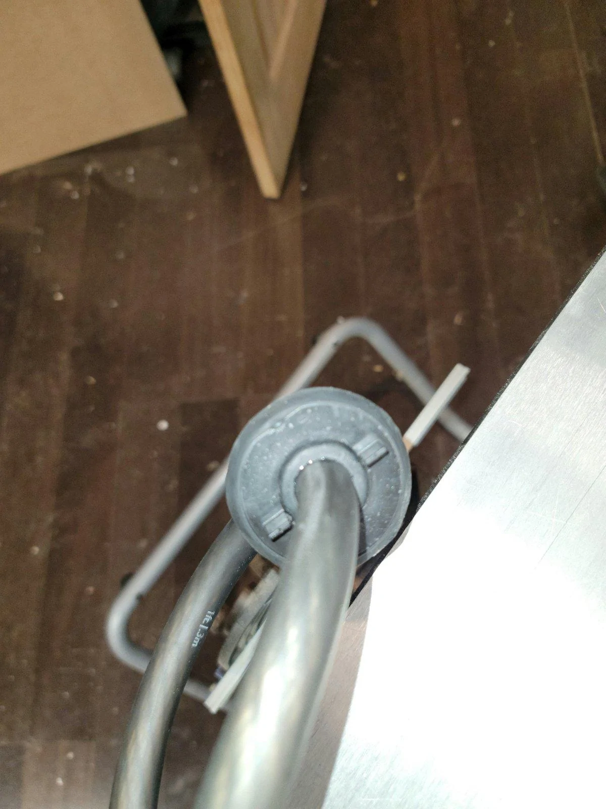 Jeep Wrangler JL Install 6db Midland antenna and cable? 20210111_180603