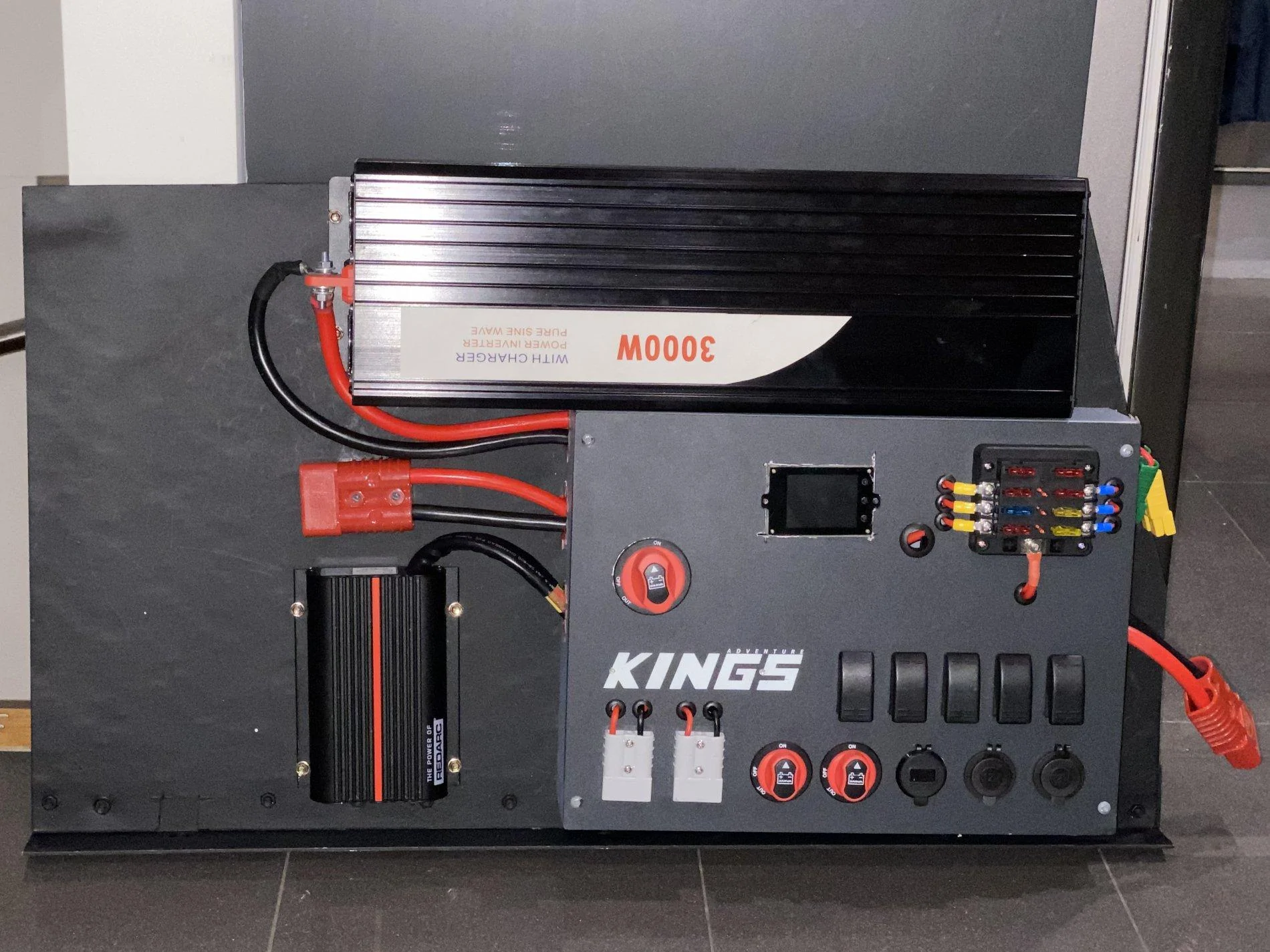 Jeep Wrangler JL Overlanding battery IMG_1066