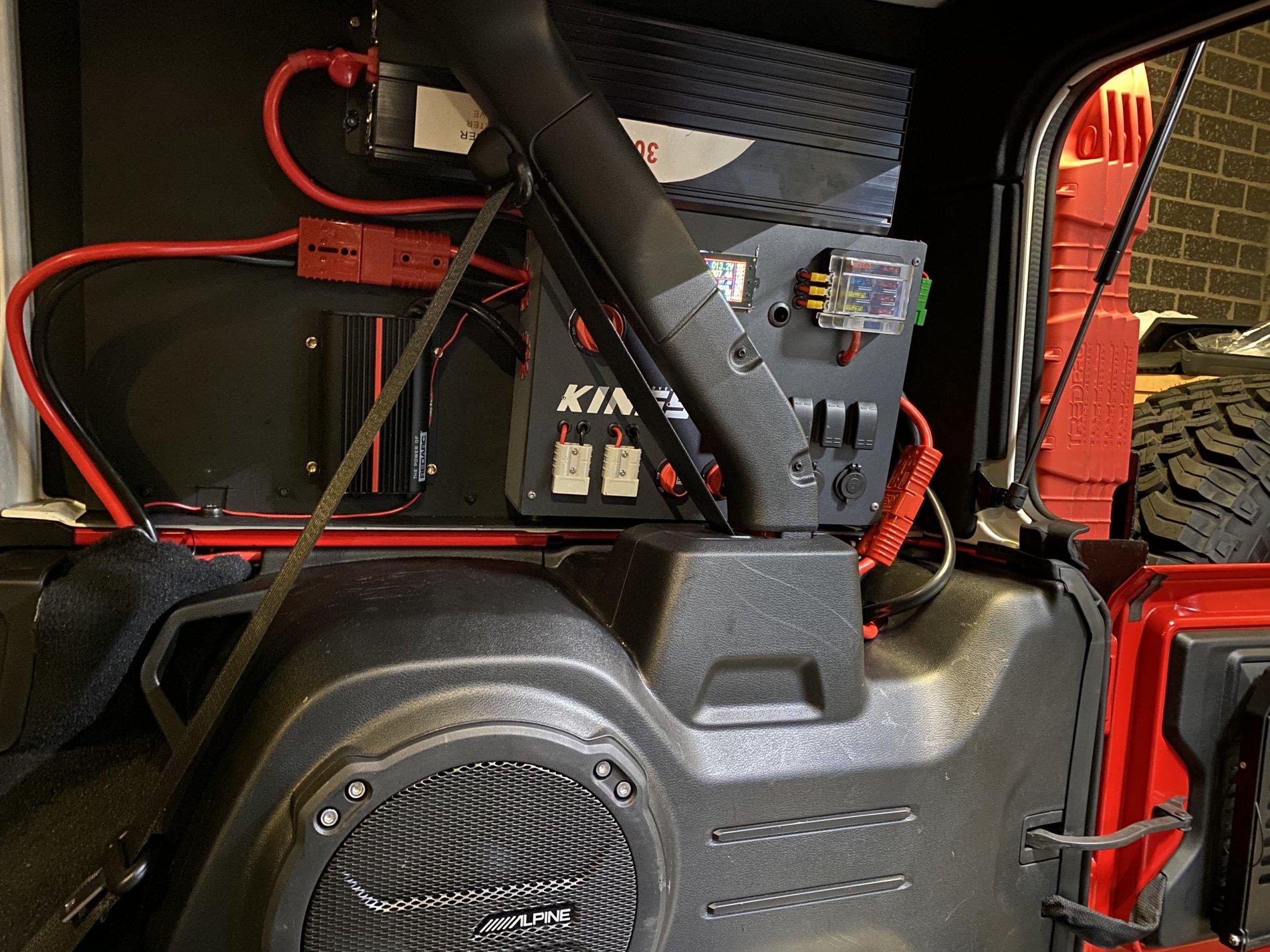Jeep Wrangler JL Overlanding battery IMG_1093