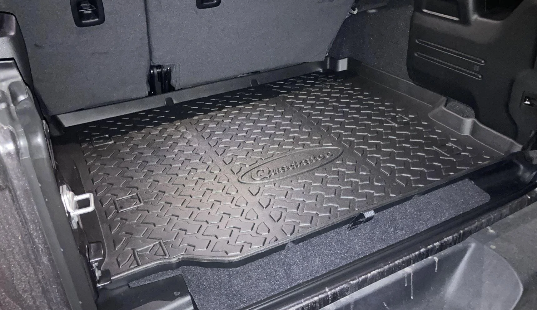Jeep Wrangler JL Rear Cargo Mat Help jl_wrangler_quadratec_cargo_mat