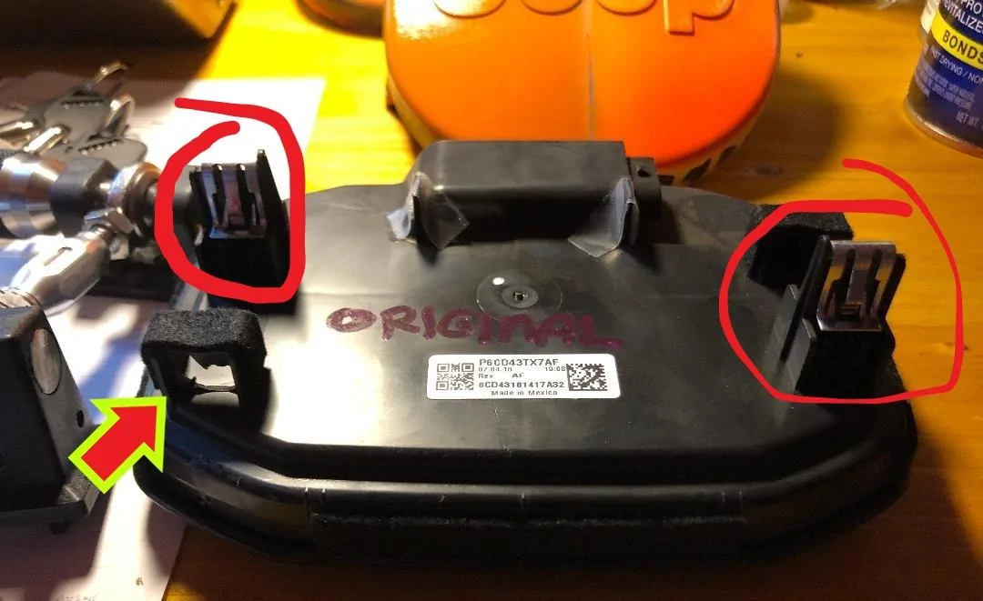 Jeep Wrangler JL Removing dome light? dome_light