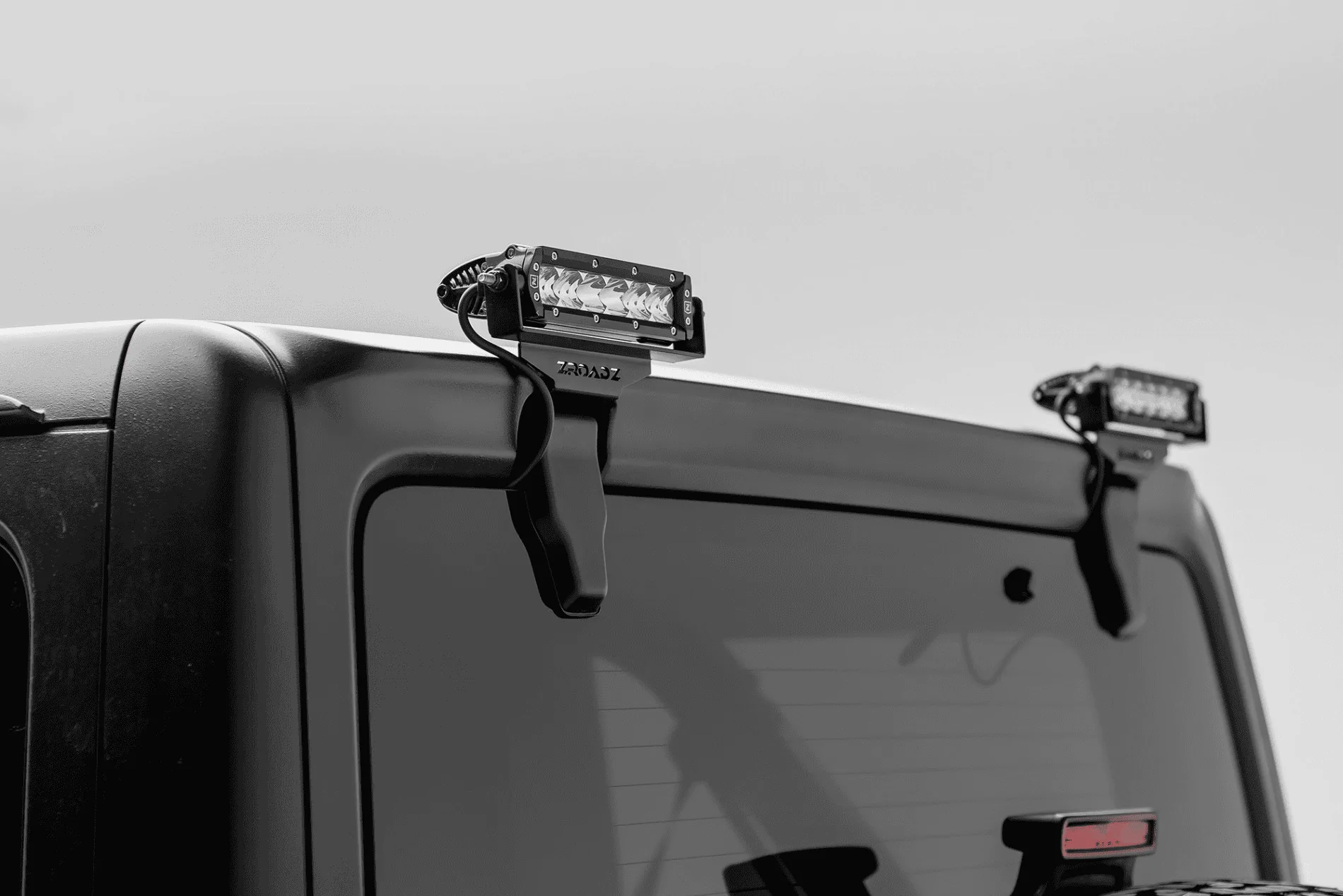 Jeep Wrangler JL Aux lighting for flat tow 1611239025041