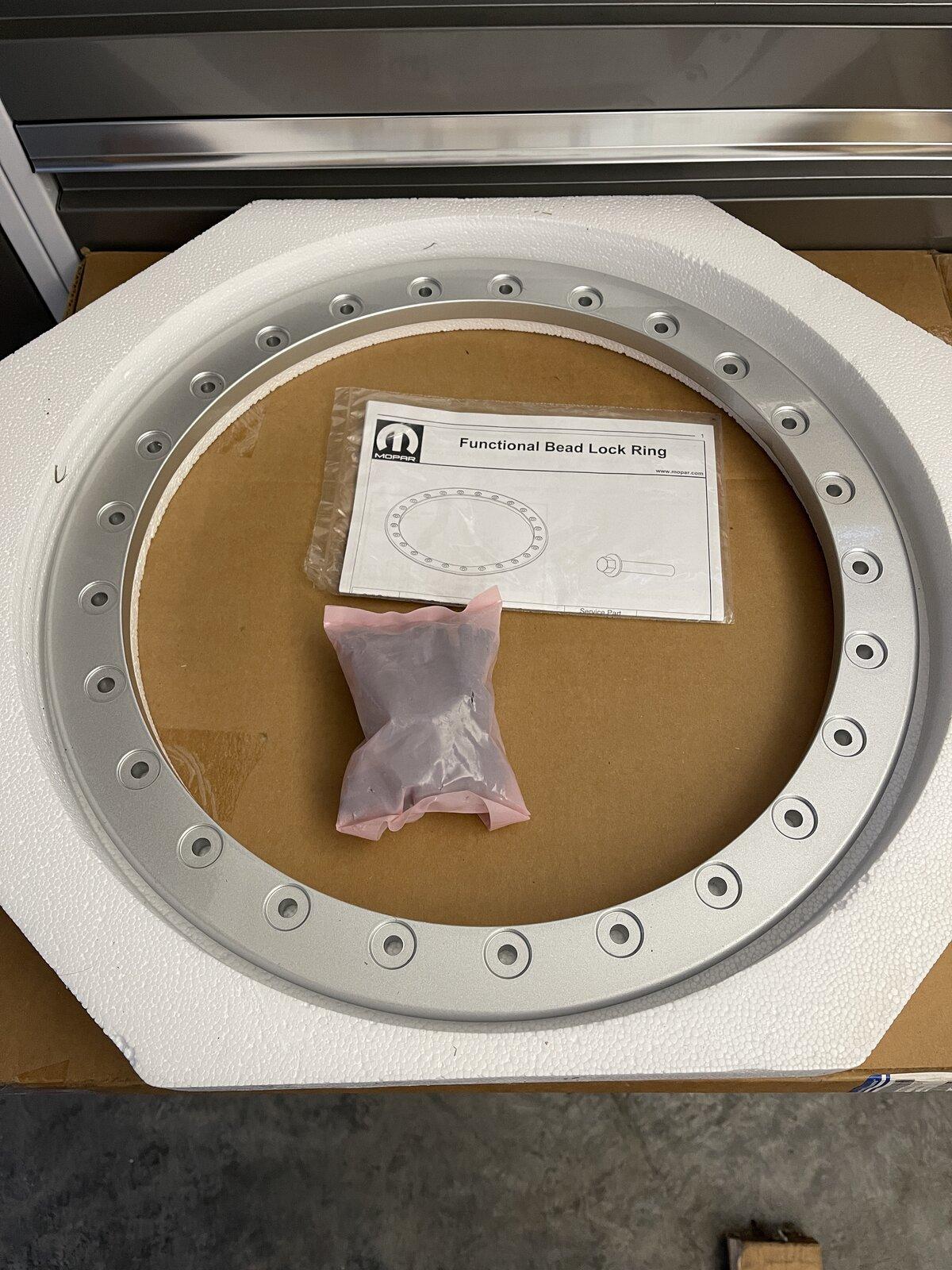 Jeep Wrangler JL MOPAR P5160154 True Beadlock rings 2127449F-7E0A-4CF4-84A8-F108BB1810B7