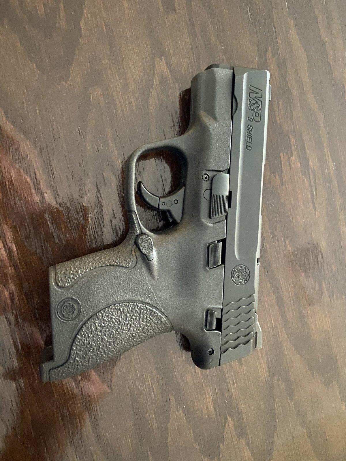 Jeep Wrangler JL Firearm and knife collectors 0AE7236A-CF90-4109-901A-C92B1C3A59B7