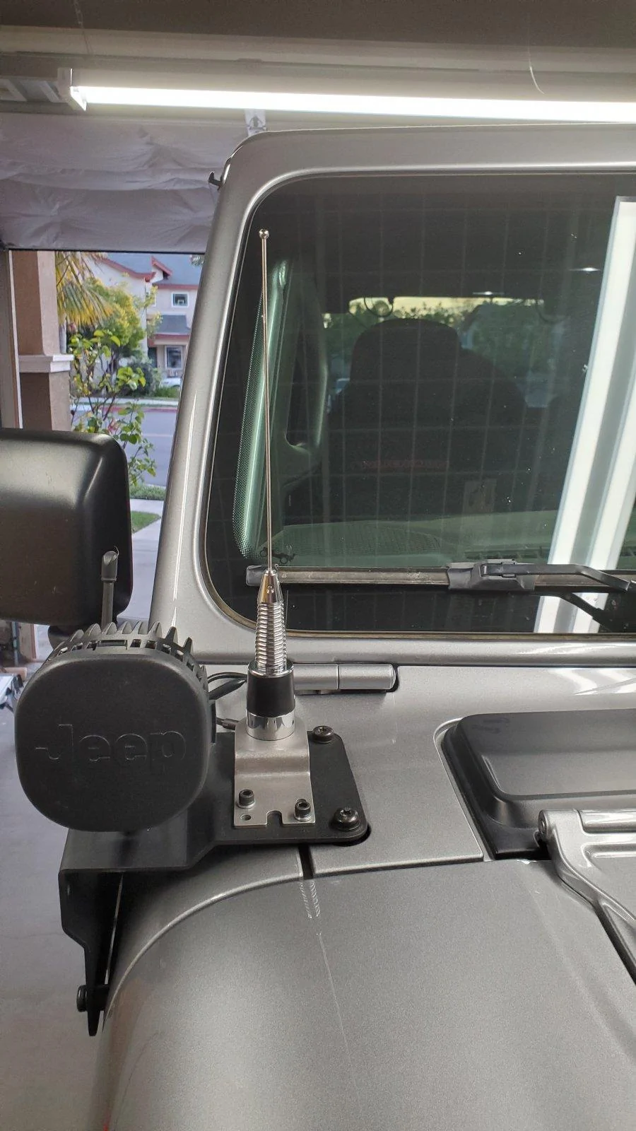 Jeep Wrangler JL GMRS antenna mount 20210128_165944