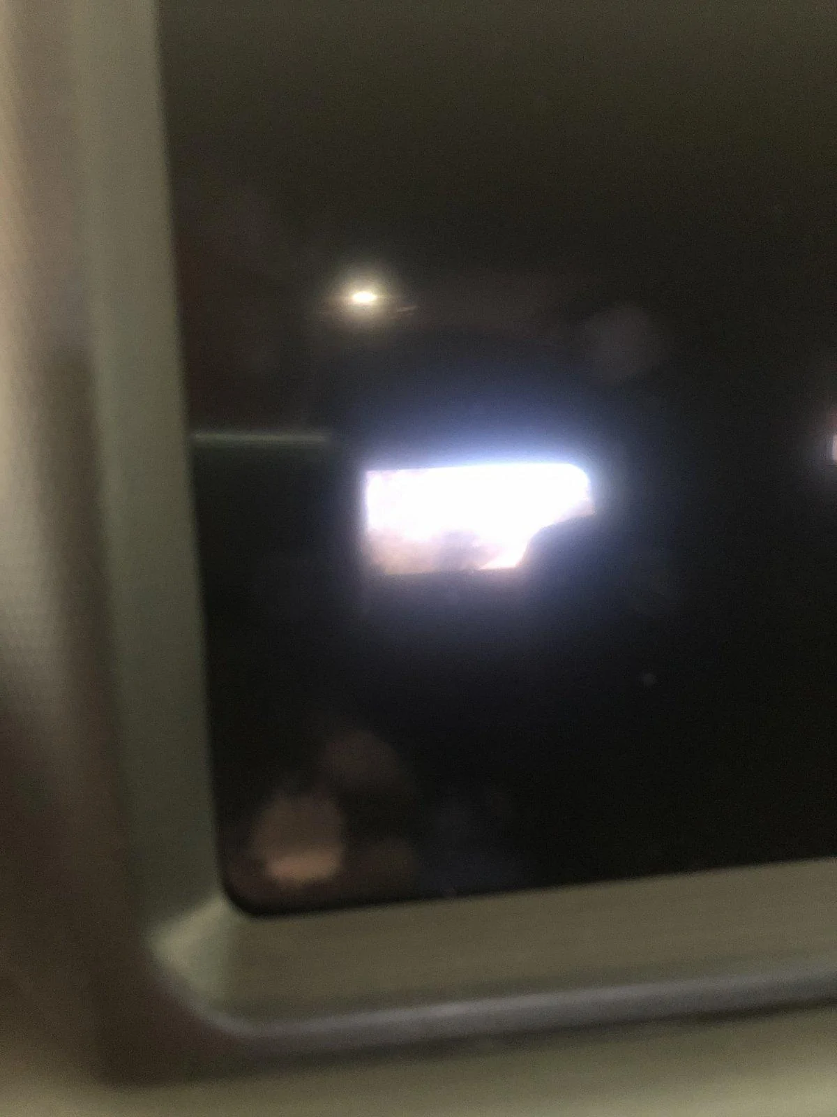 Jeep Wrangler JL Delaminating  Issues with 8.4 Screen EABF1690-EE2D-44F5-93D0-27A710FA6D1C