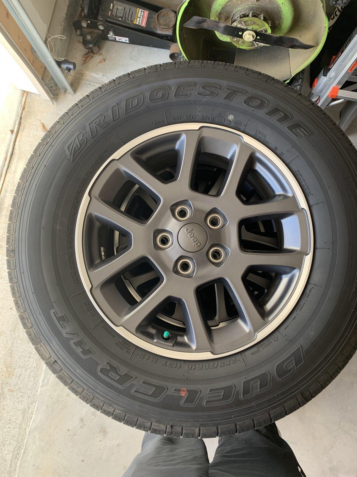 Jeep Wrangler JL Jeep Rims, Tires, TPMS IMG_4955