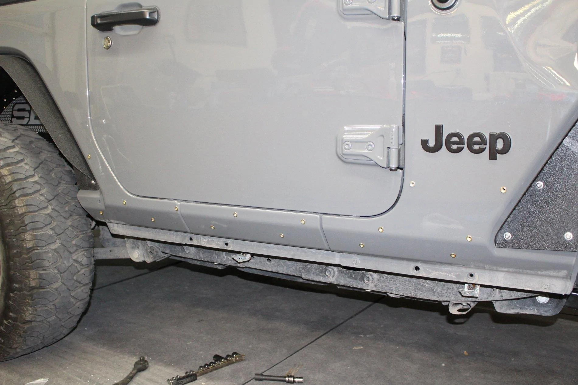 Jeep Wrangler JL DV8 Rock Skins installed IMG_0489