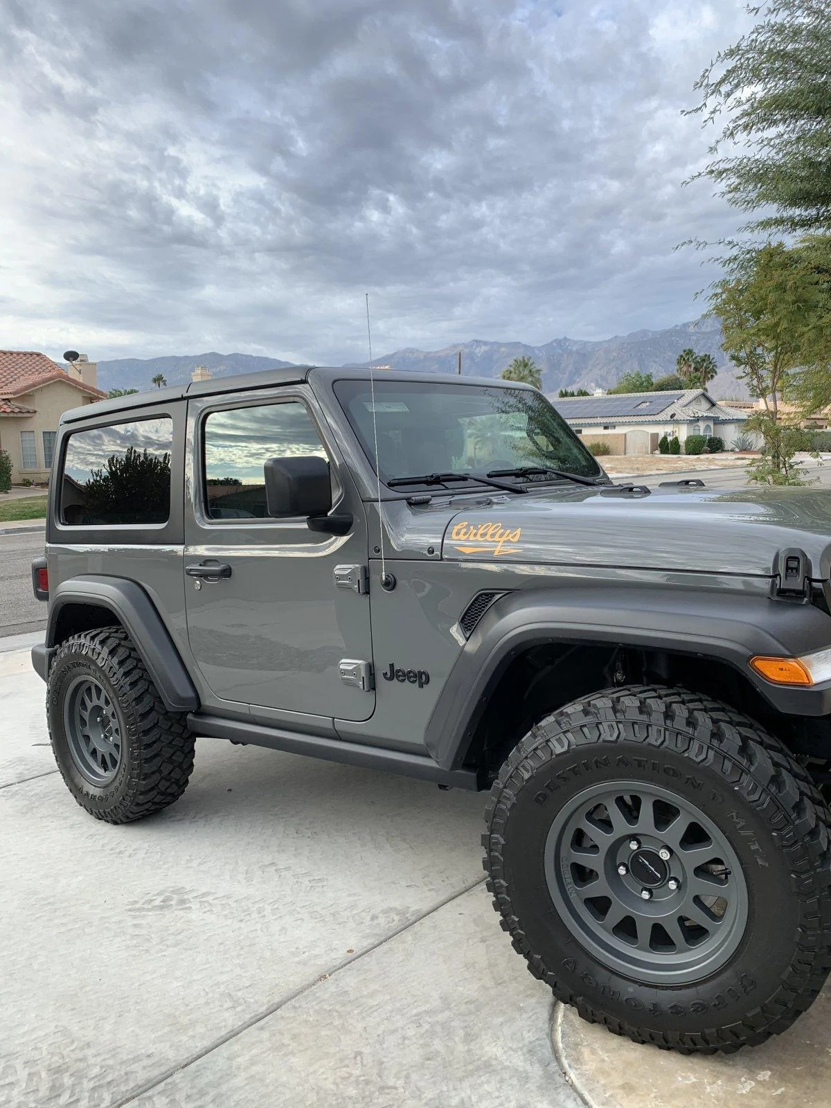 Jeep Wrangler JL Happy with new Willys ABE06A77-CB68-4506-ADDC-575F996F2173