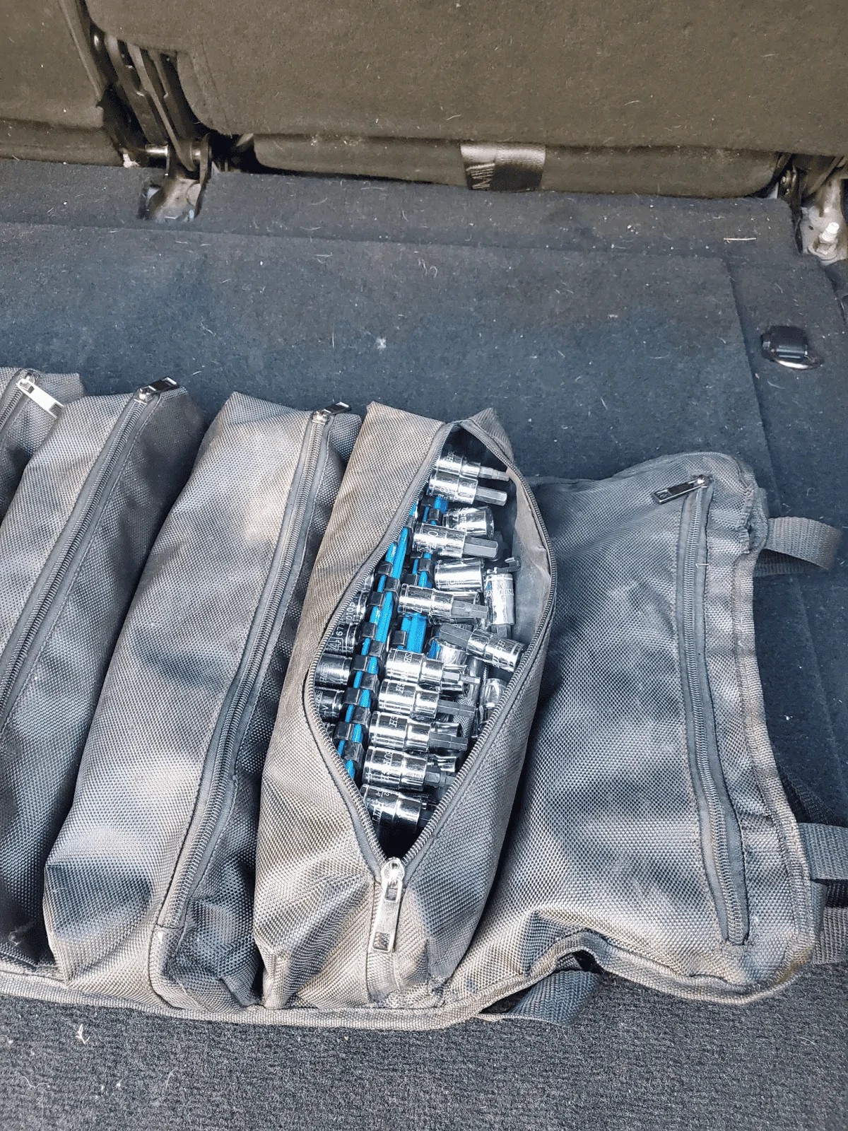 Jeep Wrangler JL Tools for new owner 1612284045867