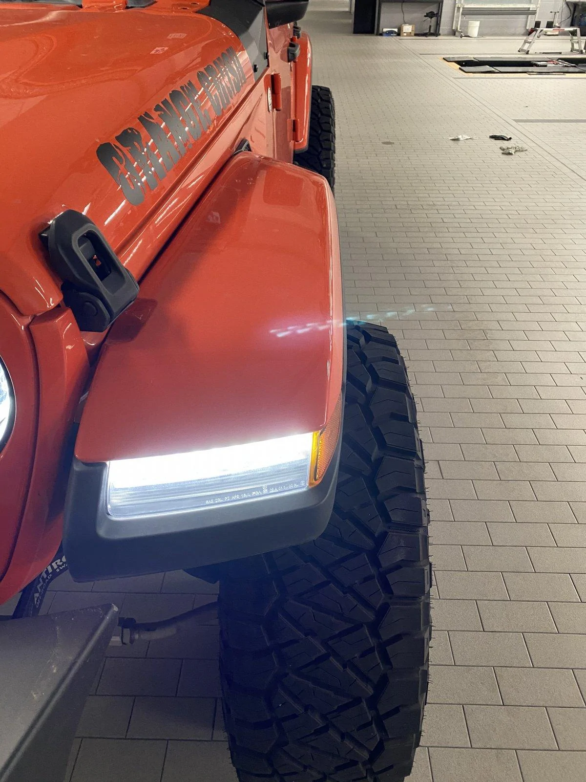 Jeep Wrangler JL OEM LED Turn signals DE904E45-C675-46D3-98CB-27B73911C6C9