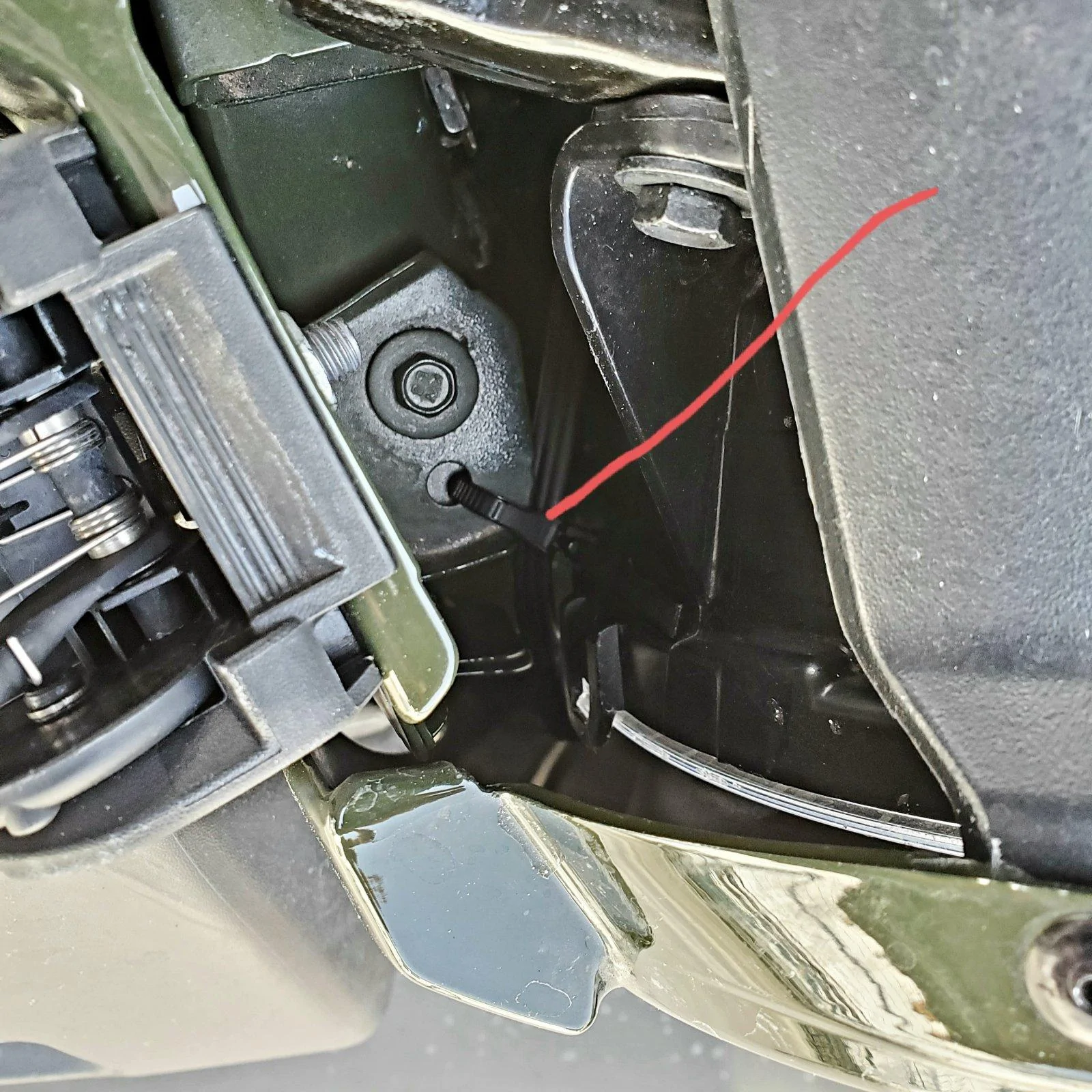 Jeep Wrangler JL Where is the engine block heater cord? 989D47FF-05FC-44EA-813D-9DD123B84C3F