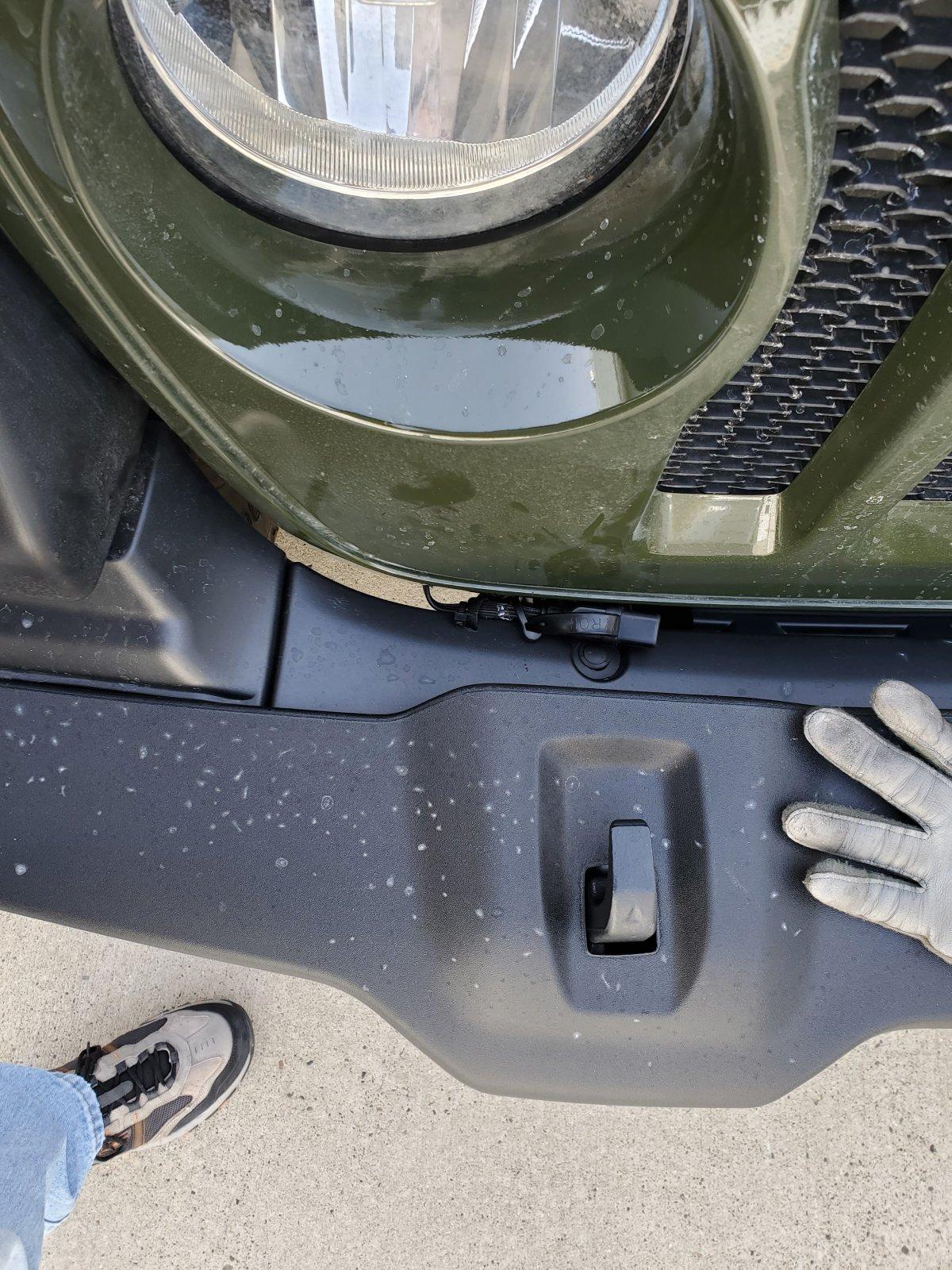Jeep Wrangler JL Where is the engine block heater cord? DE87E73F-F071-42DE-AE83-61132D5BA06F