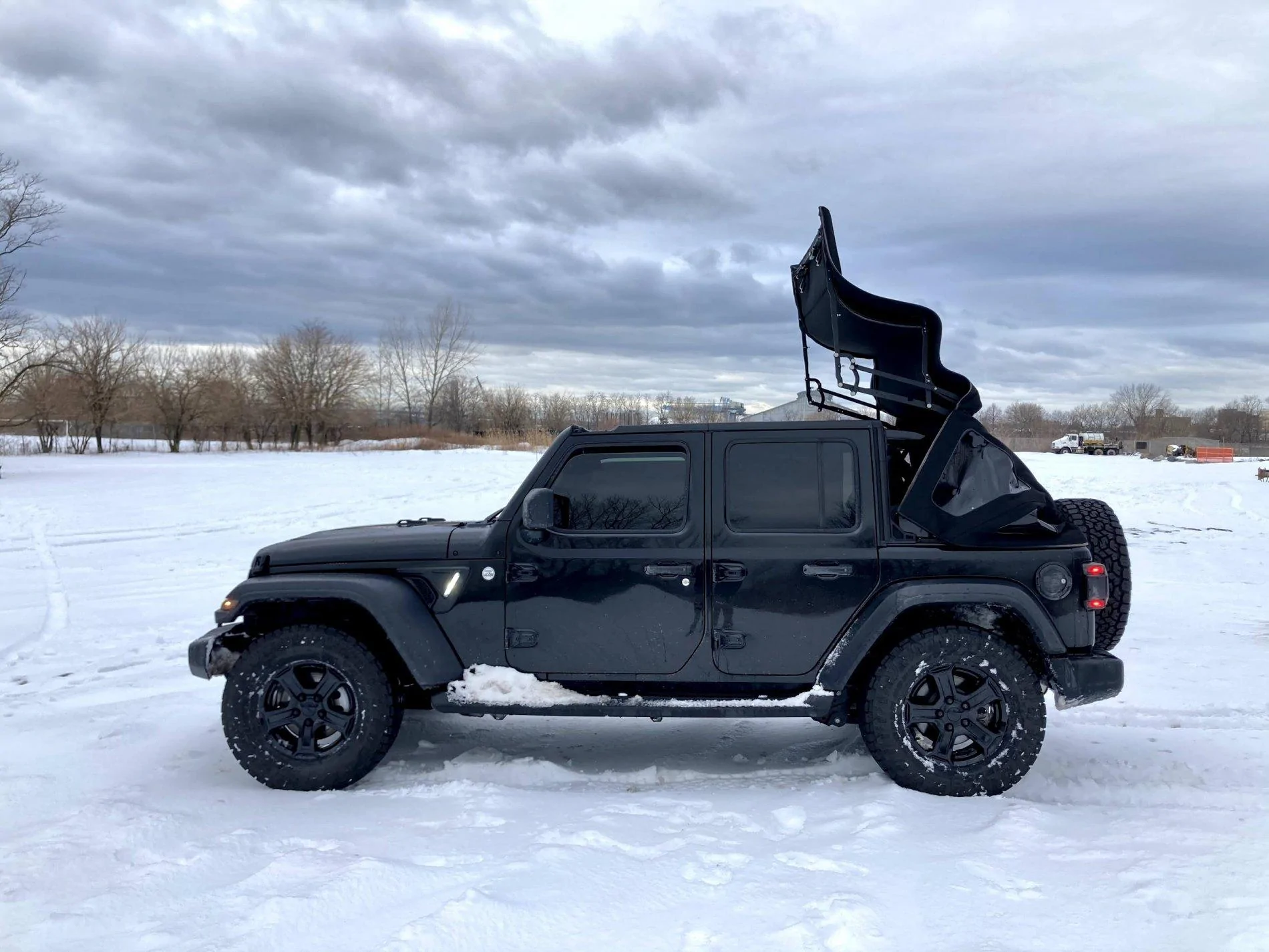 Jeep Wrangler JL Our First Snow Day IMG_2324