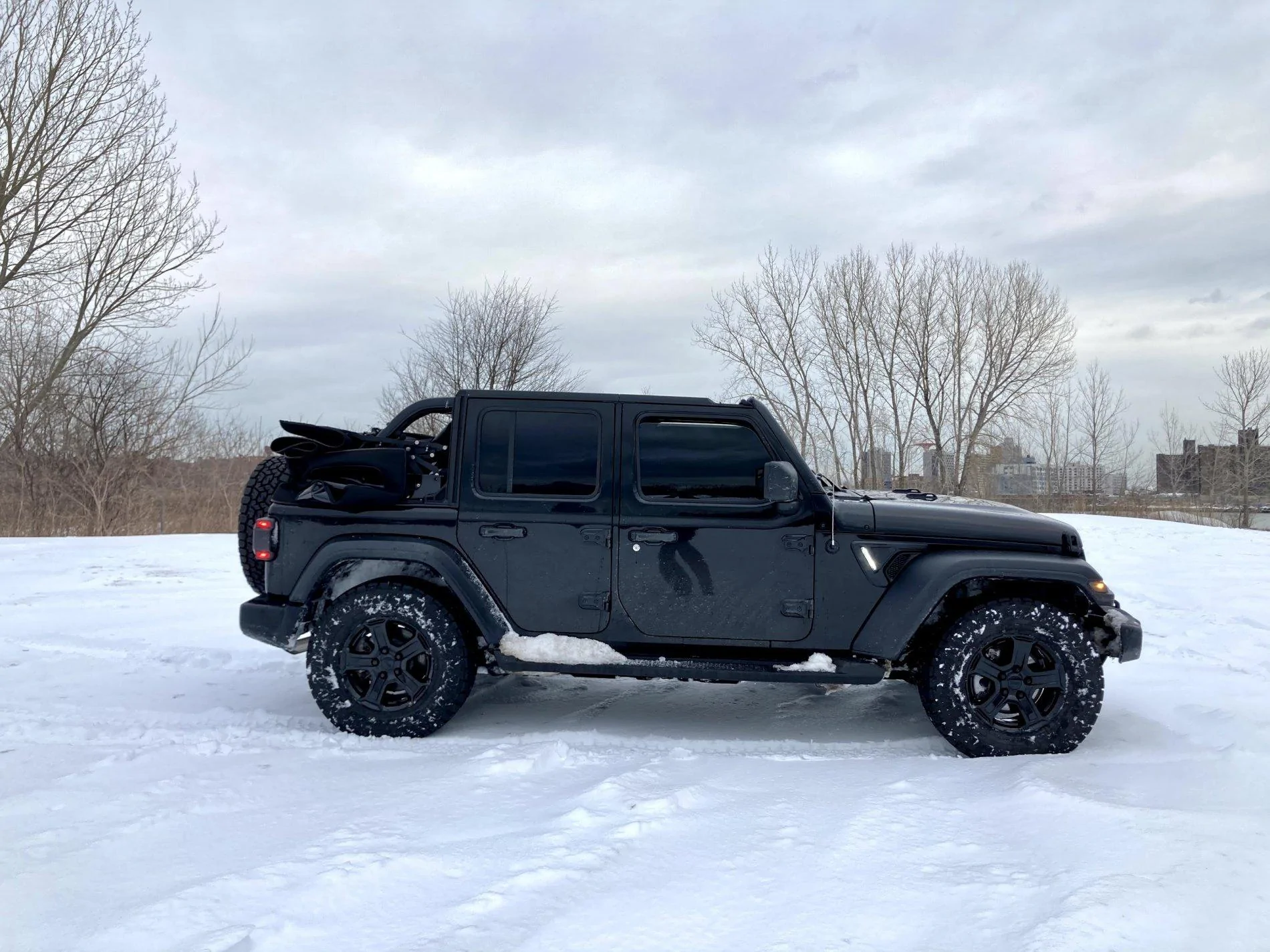 Jeep Wrangler JL Our First Snow Day IMG_2318