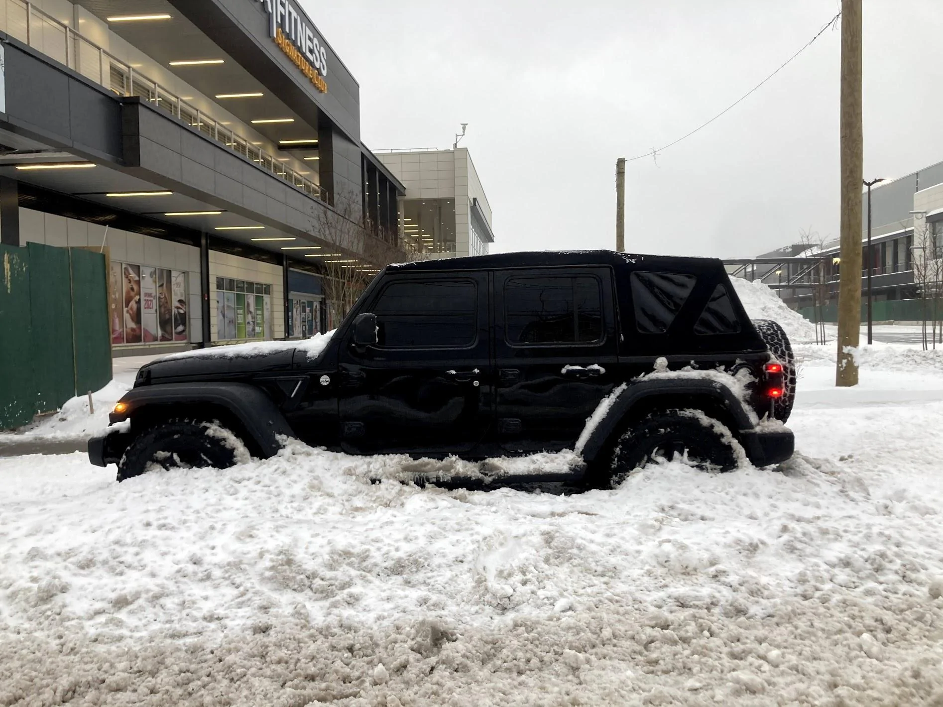 Jeep Wrangler JL Our First Snow Day IMG_2242
