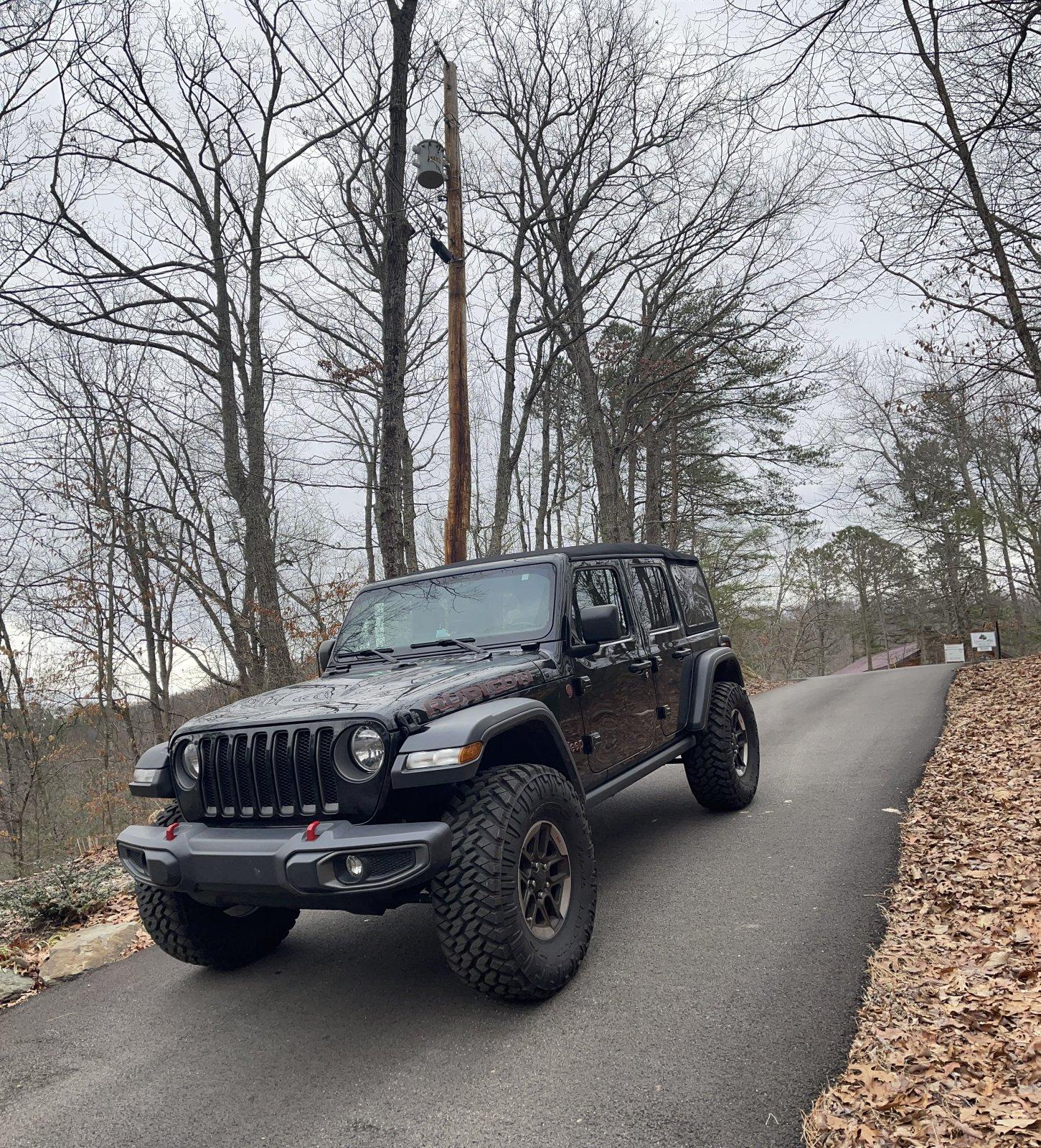 Jeep Wrangler JL JL Rubicon on Method Wheels...let's see em! 11FE2102-C71F-4F7A-A45B-C56A48ED6D08