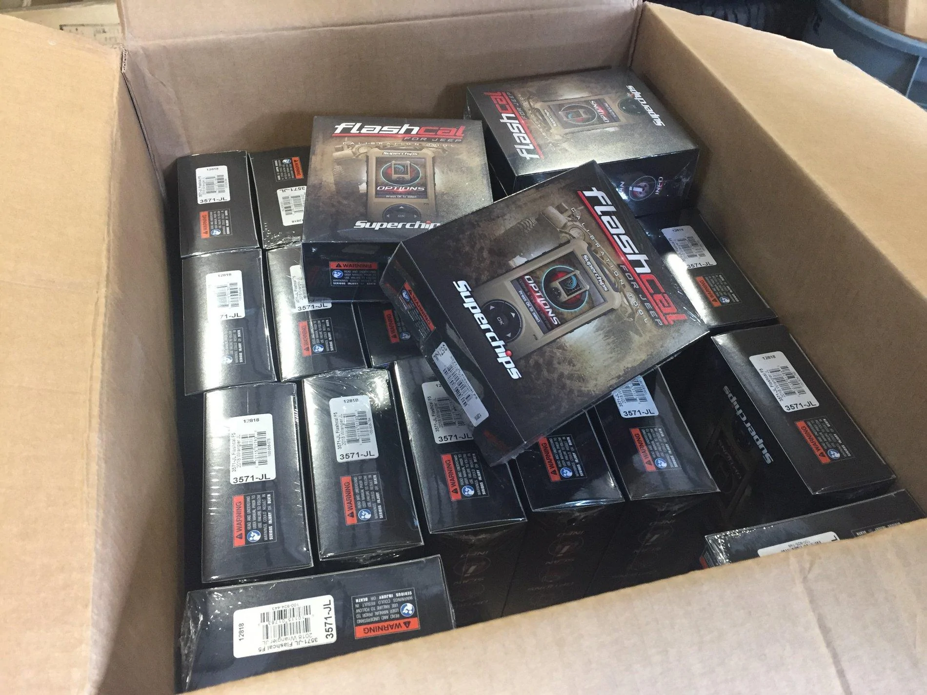 Jeep Wrangler JL Superchips Flashcal are in stock! JL-Flashcal