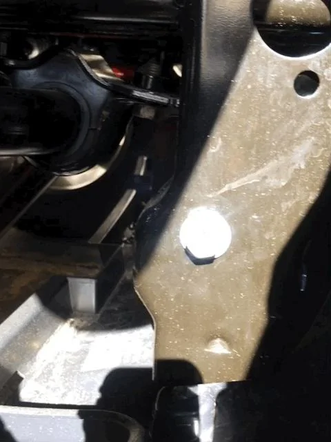 Jeep Wrangler JL Installing a Front Hitch on a JL IMG_2246