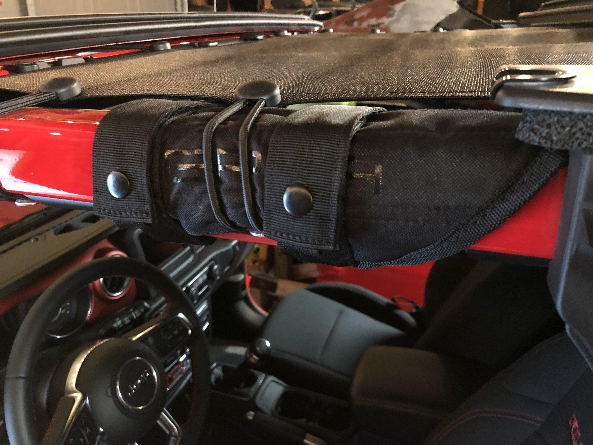 Jeep Wrangler JL Grab handles? DE68BDDC-D00B-47FE-A06B-D5ECC40C60FB