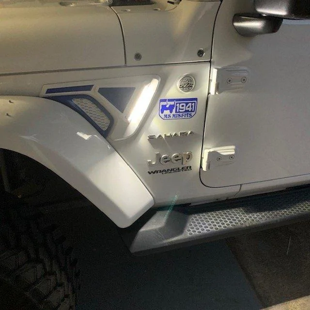 Jeep Wrangler JL Sidetrack LED Light Install Helper Guide image5