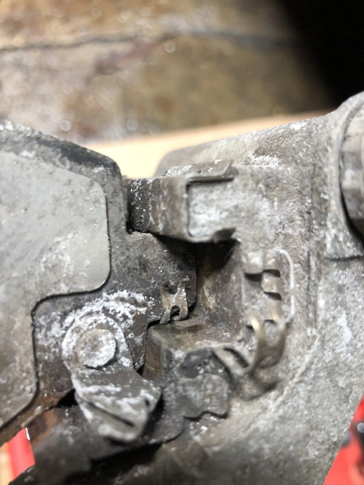 Jeep Wrangler JL Squeeking noise 900D8191-1CC4-4572-BC31-493C93A59795
