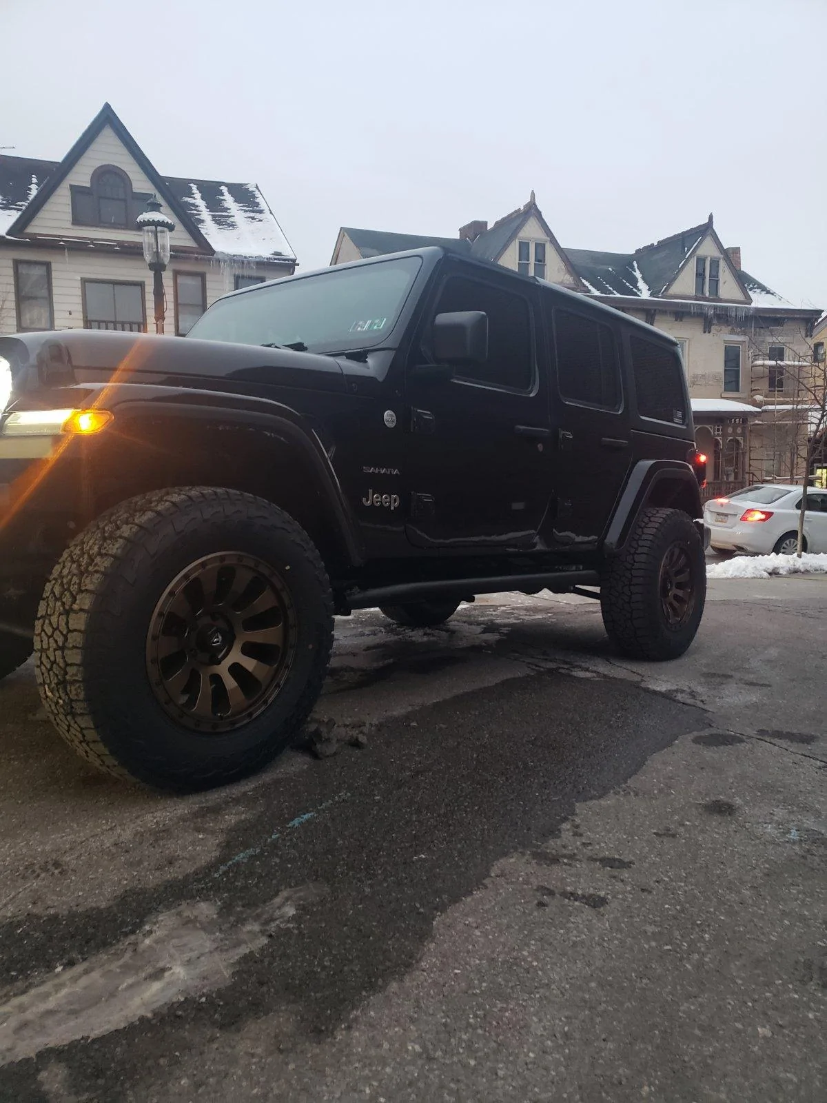 Jeep Wrangler JL Bronze Wheels on JL? 20210212_175100