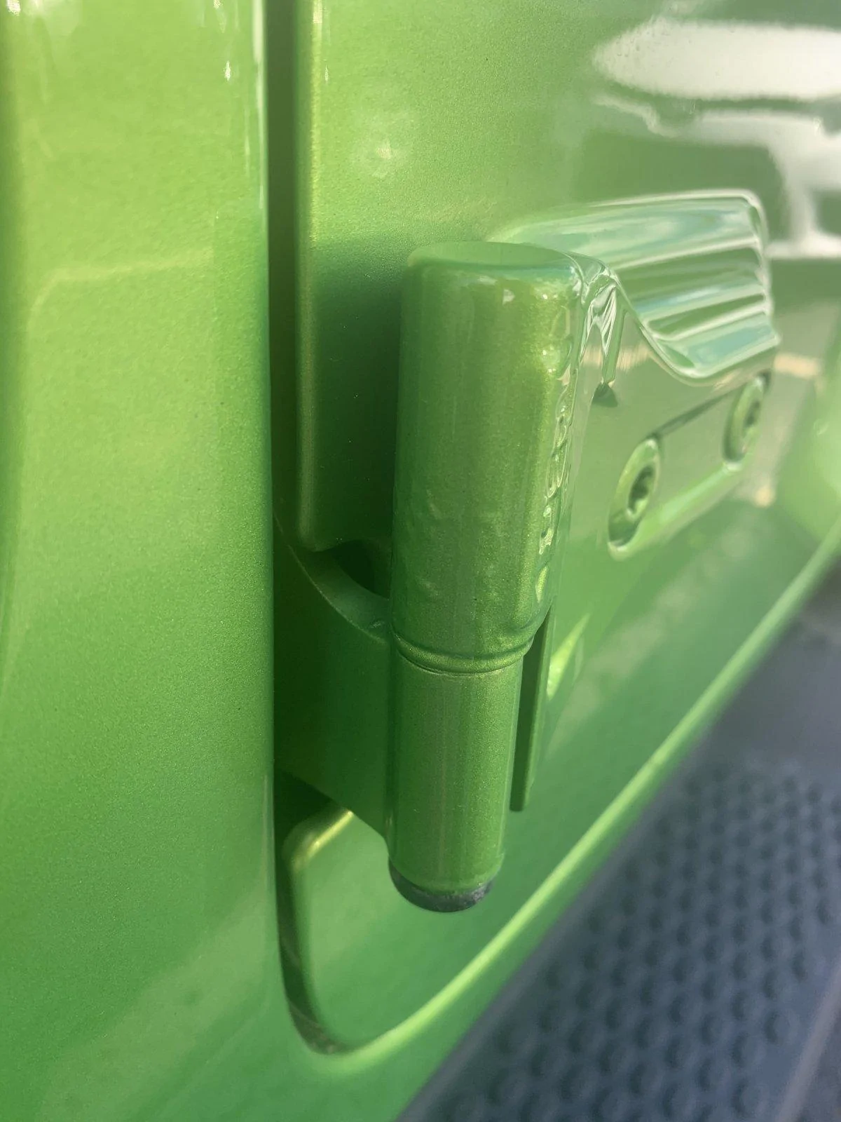 Jeep Wrangler JL Bubbles in Paint at Door Hinges A81EFD43-8F38-4D02-A432-92DAD40F8D1F
