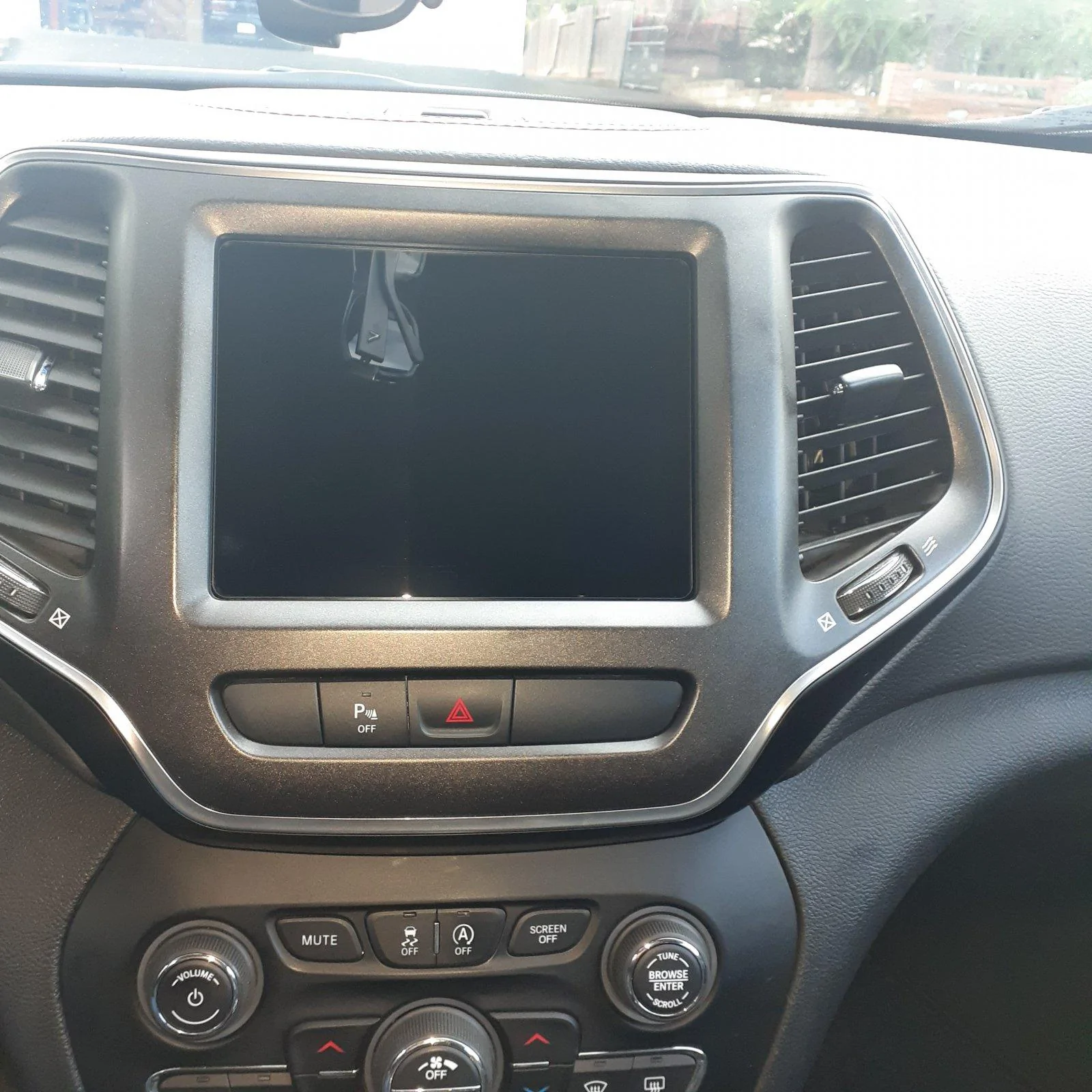Jeep Wrangler JL 8.4" Touchscreen wear!!!! WTF? 20210213_104652