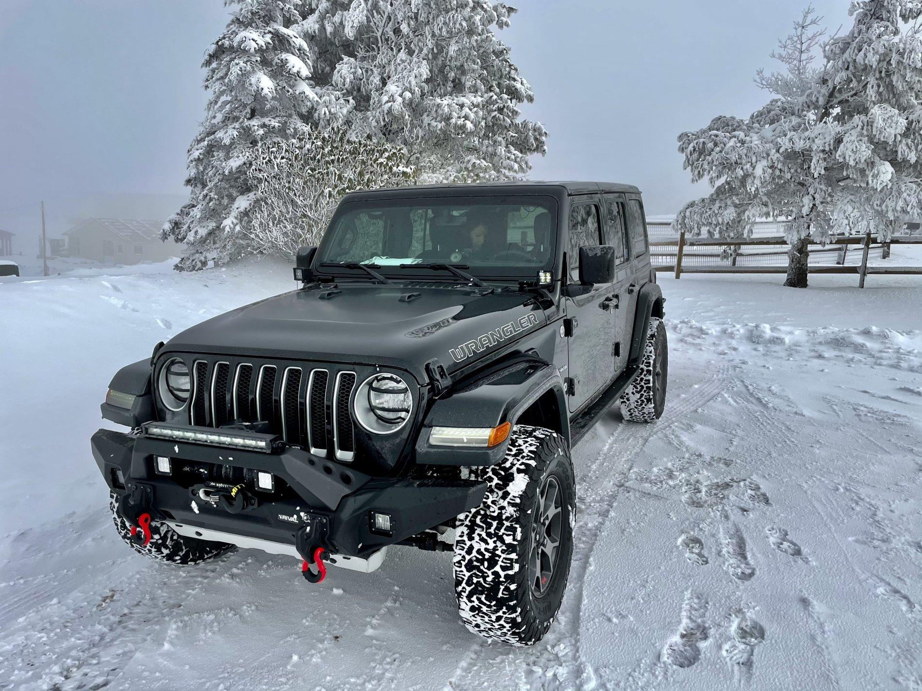 Jeep Wrangler JL Rival 4x4 stubby bumper 4138EBFD-3BBE-4685-A8D6-87AD9BB0093F