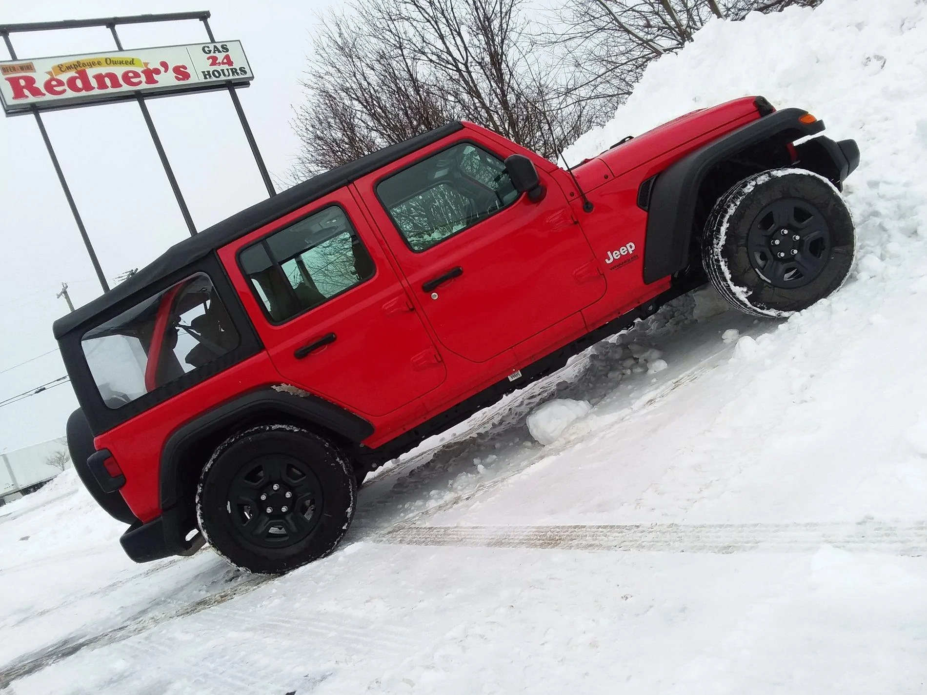 Jeep Wrangler JL Jeeps in Snow... post pics. 20210202_092747