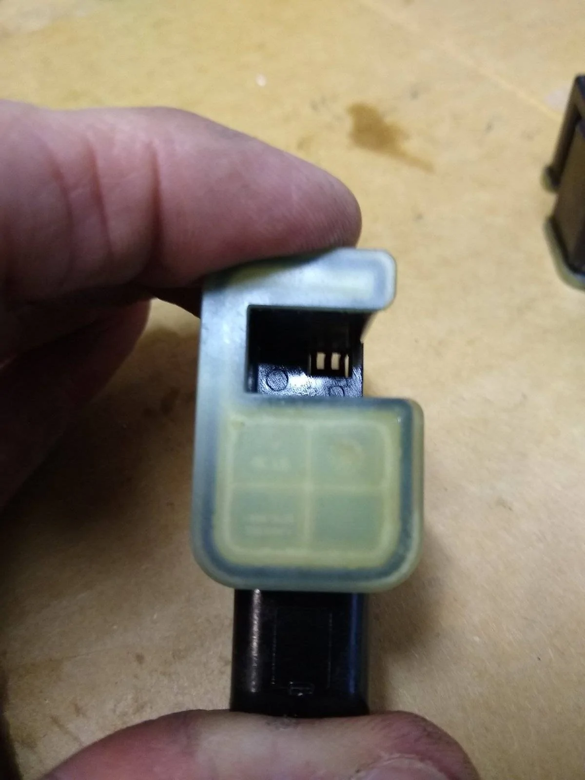 Jeep Wrangler JL Locker Position Sensor Potting - DANA 44 IMG_20210207_172410977