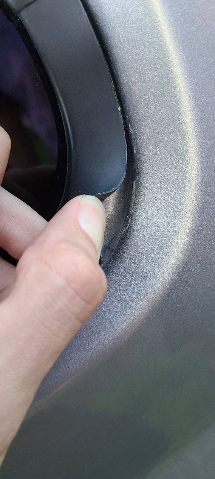 Jeep Wrangler JL Bubbles in Paint at Door Hinges 20210219_170721