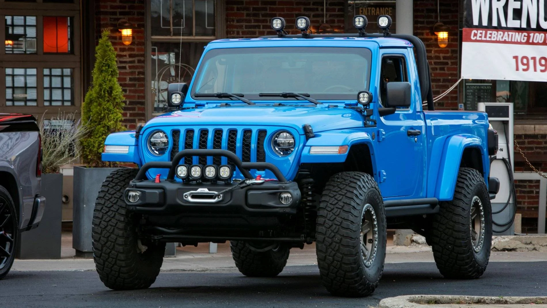Mopar_JWP_3154 50 percent.jpg