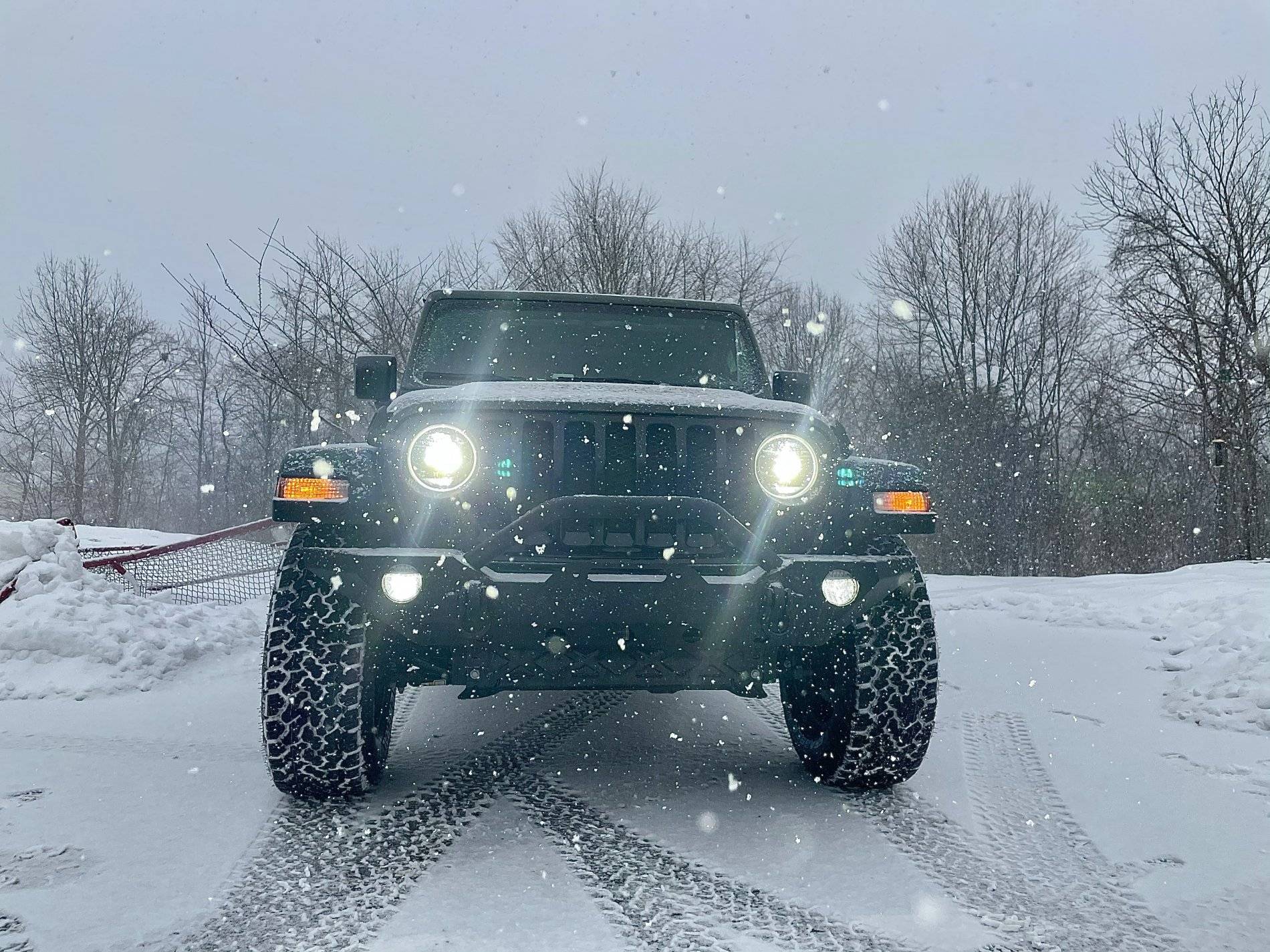 Jeep Wrangler JL Jeeps in Snow... post pics. IMG_9060