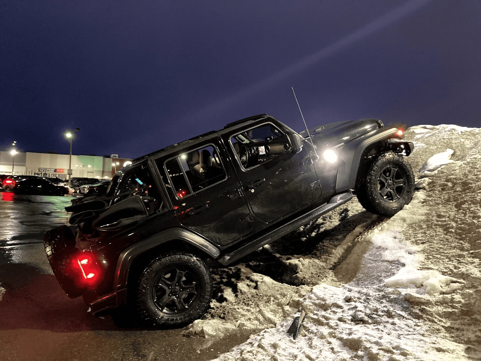 Jeep Wrangler JL Jeeps in Snow... post pics. 1614047008067